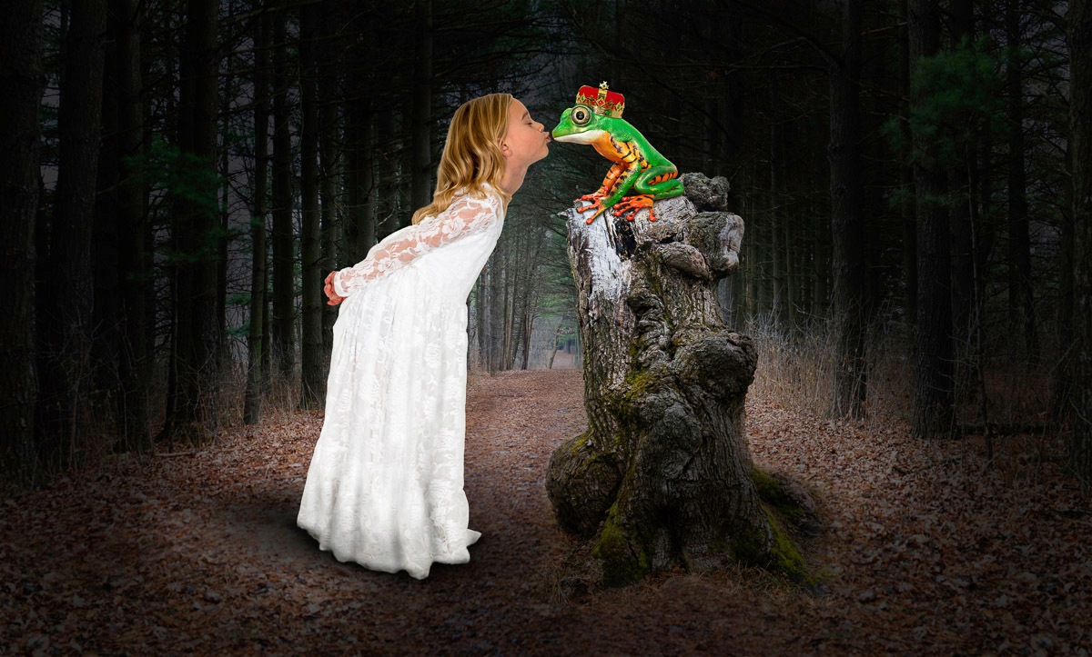 Image of Papermoon Fototapete »Prinzessin küsst den Frosch«, Vliestapete, hochwertiger Digitaldruck, inklusive Kleister bei Ackermann Versand Schweiz
