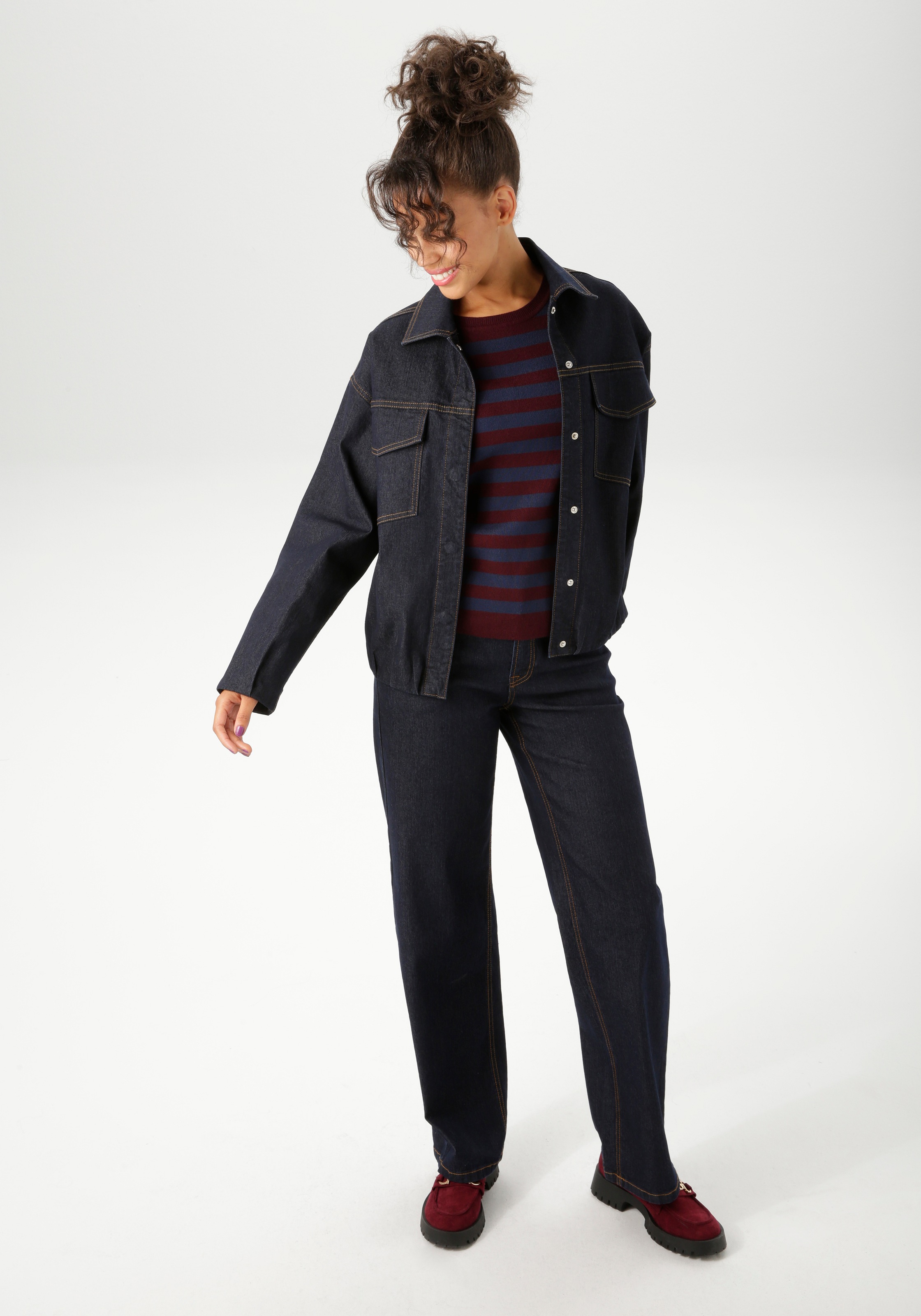 Aniston CASUAL Jeansjacke, mit verdeckten Druckknöpfen zu schliessen - NEUE KOLLEKTION