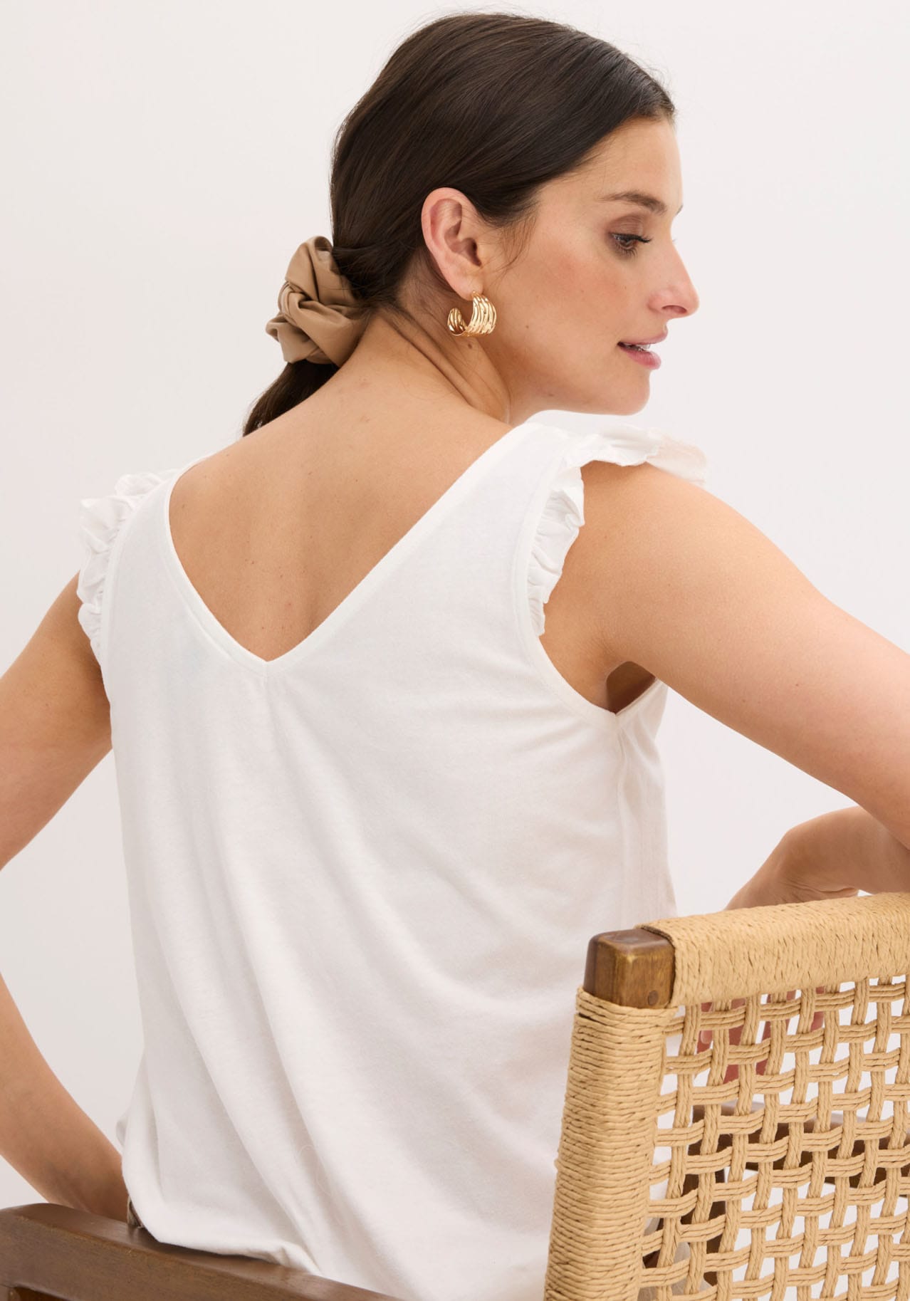bonprix Haut de chemise lockerer loose fit, mit süsser Rüsche, aus Baumwolle