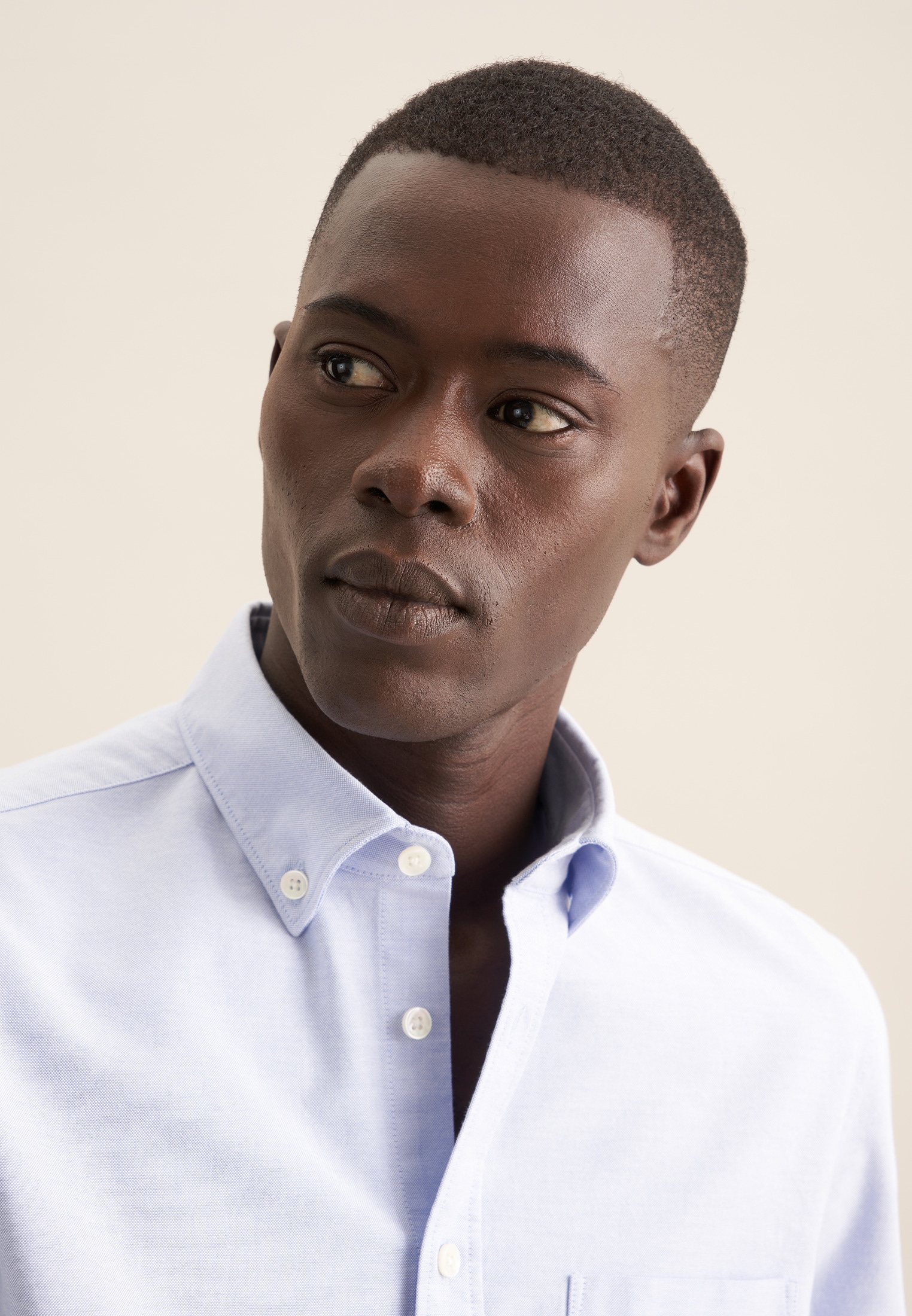 seidensticker Chemise d'affaires Slim 1/1 Button-Down-Kragen Uni