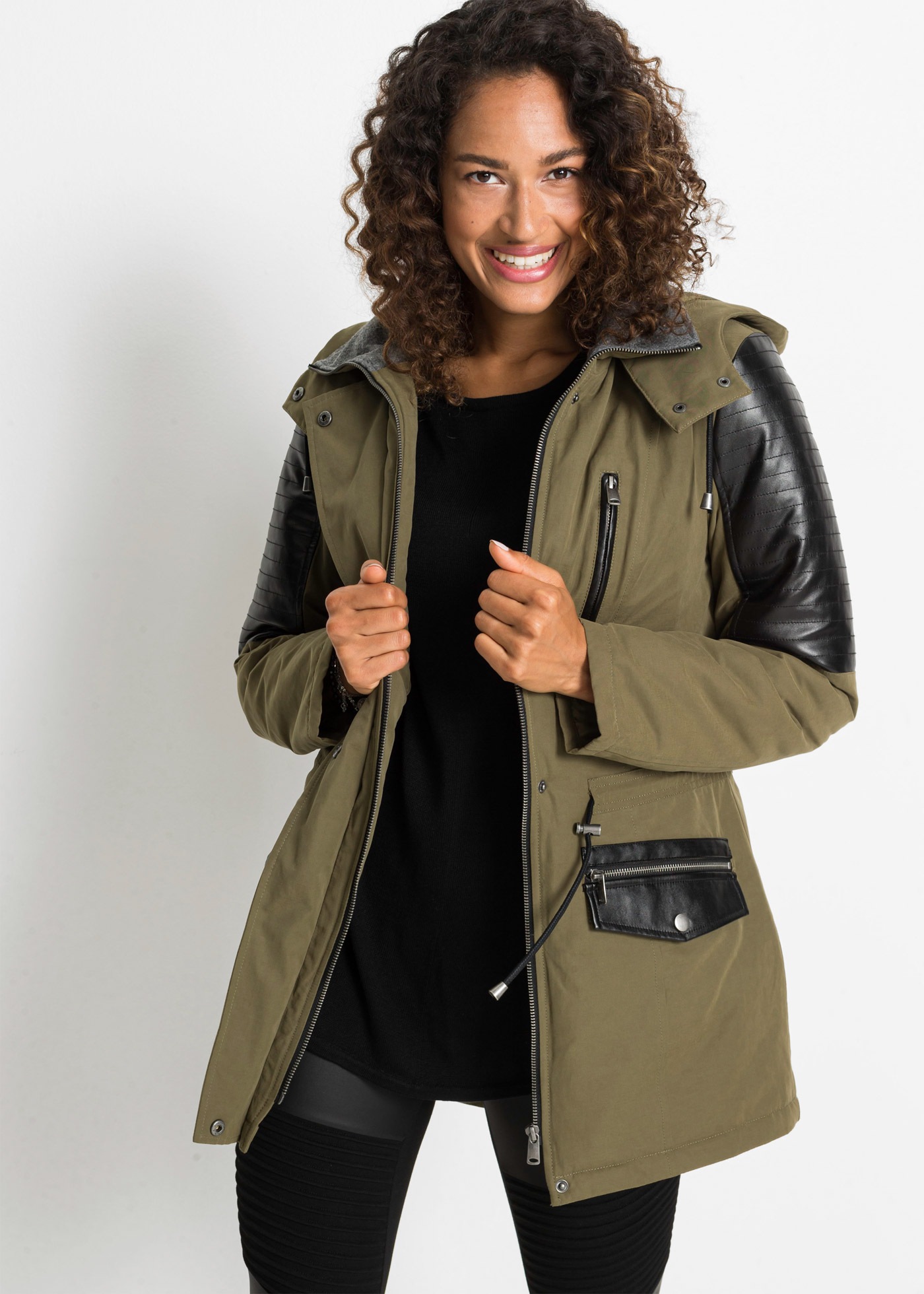 Image of bonprix Parka "Parka mit Lederimitat-Einsätzen" mit Kapuze mit Kapuze, aus Polyester, Baumwolle und Viskose