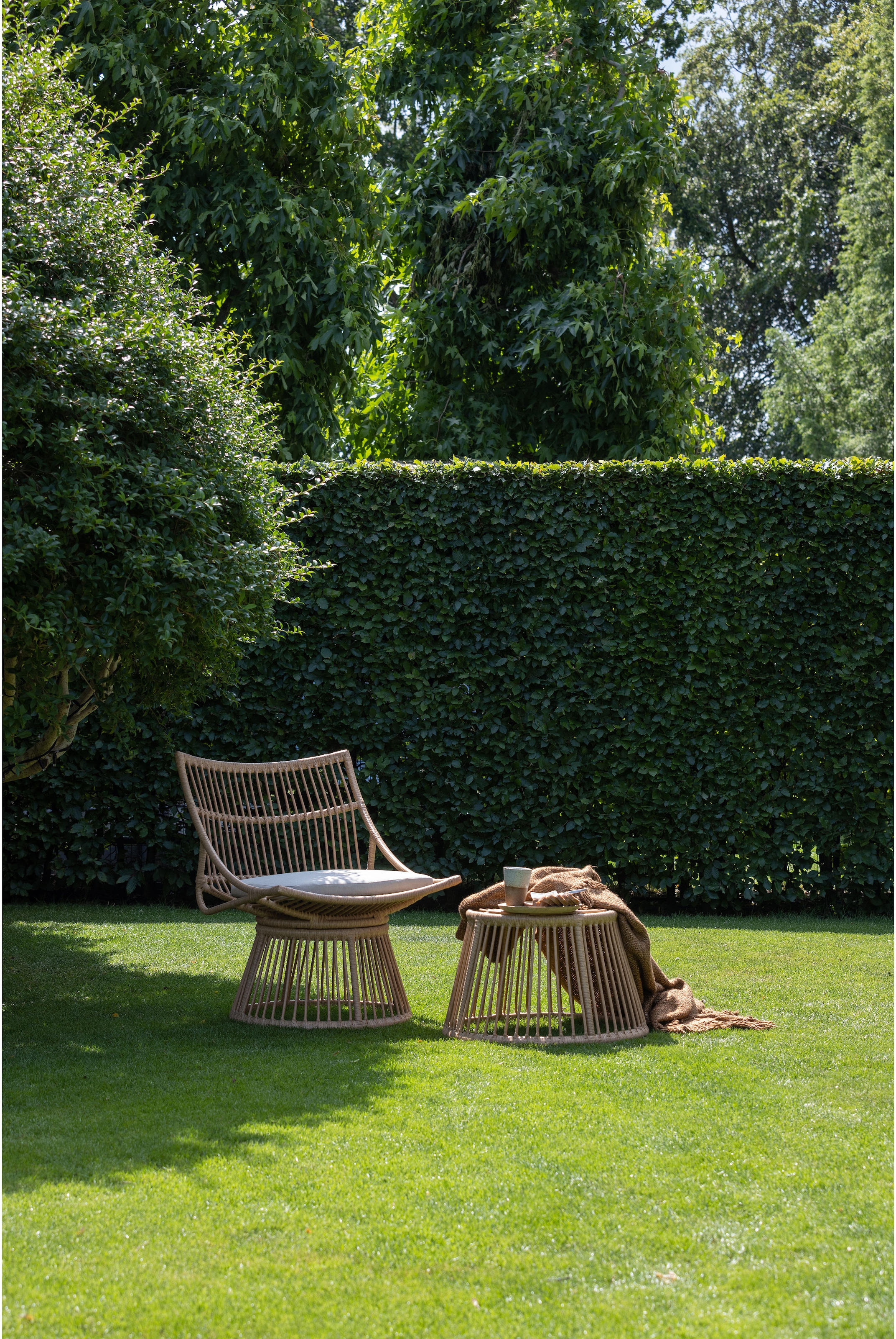 WOOOD Rattanstuhl »Alatna Wicker auf Aluminiumgestell pulverbeschichtet H80 x B64 x T53cm« () Geflochtenes Kunstfaser, Sitzpolster inklusive, Tragkraft 120 kg