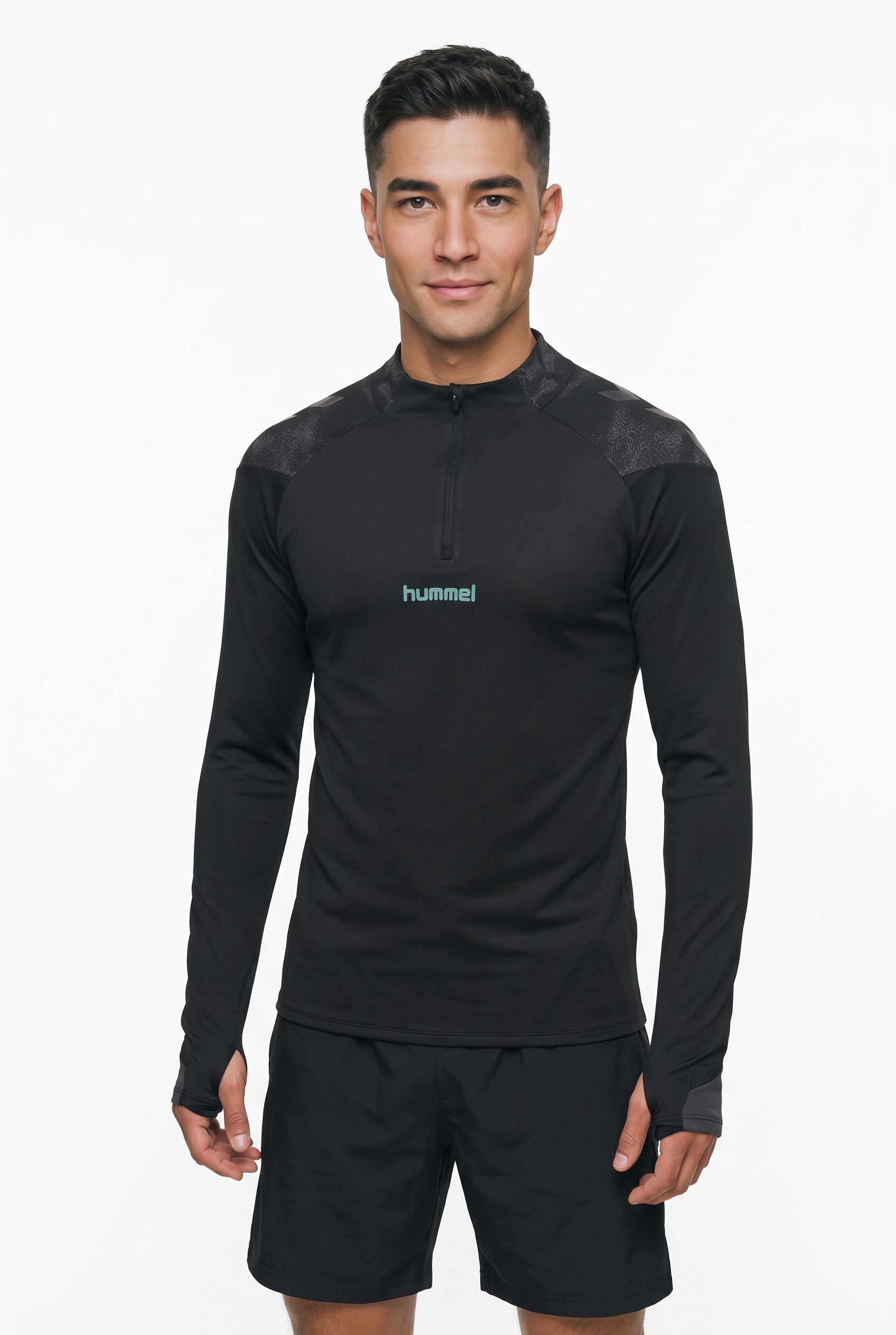 Image of hummel Trainingsshirt "HMlBLAZE26 PRO TRAINING HALF ZIP" mit Daumenloch, aus Polyester und Elasthan, normaler Schnitt