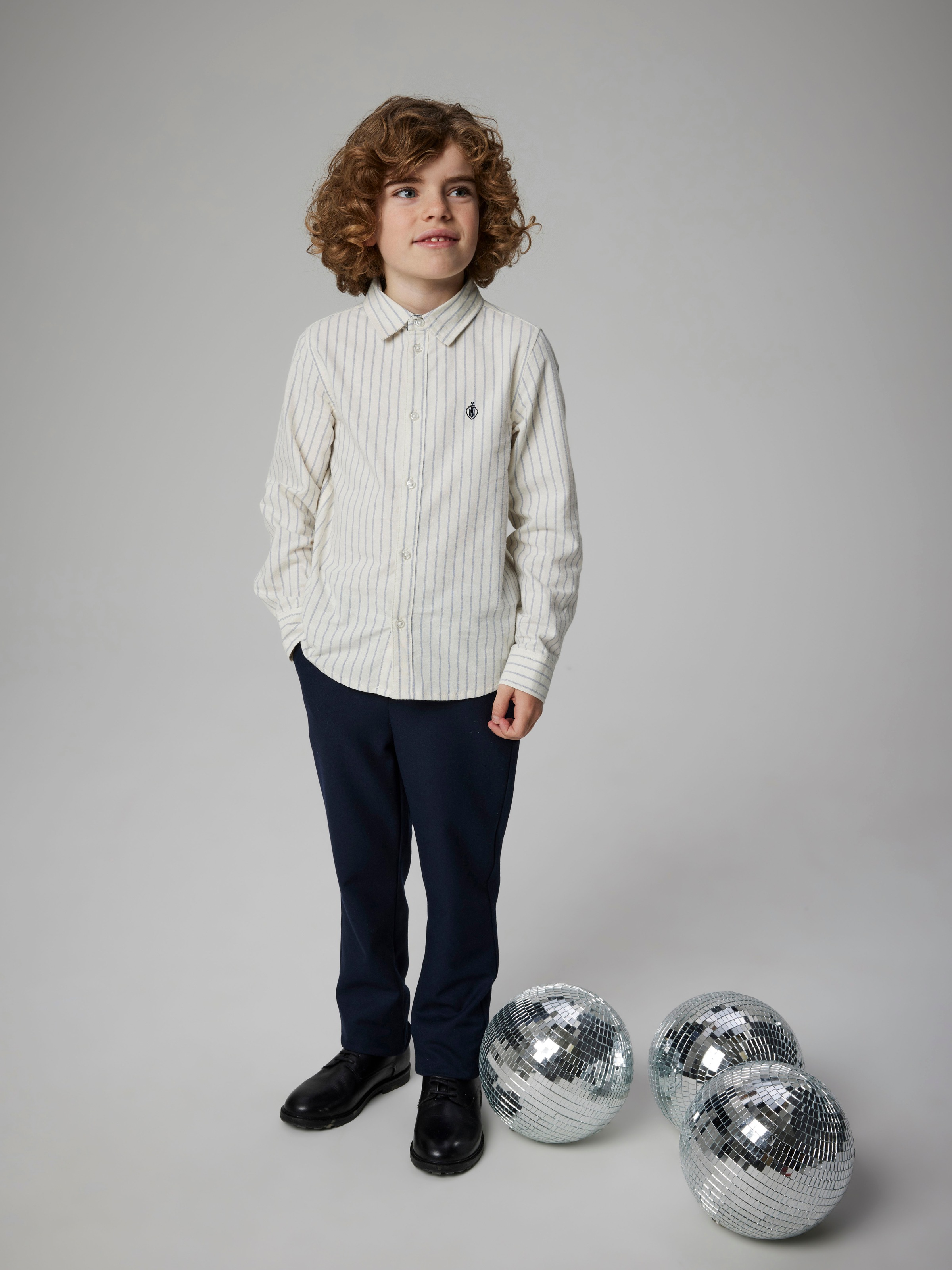 Name It Langarmhemd »NKMNEWSA für Jungen mit Knopfleiste und Baumwollkomfort« unifarben, casual, regular fit, Baumwolle, Hemdkragen