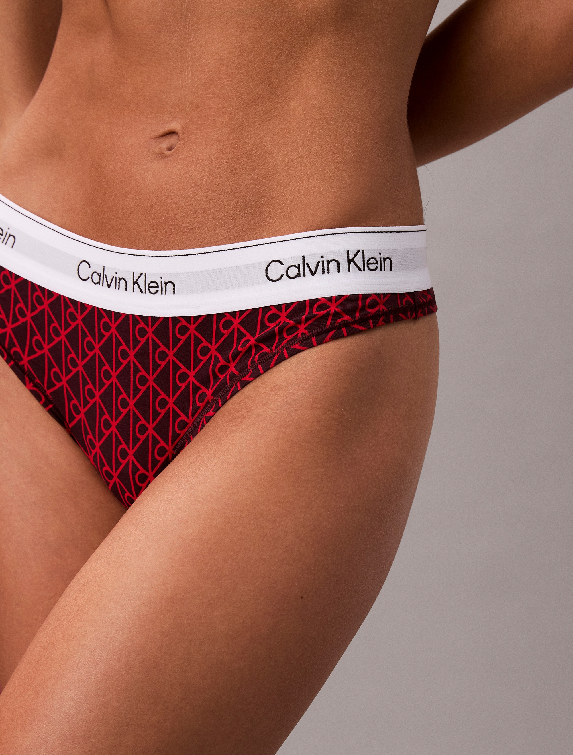 Calvin Klein Underwear Tanga »THONG« Mit elastischem Bund