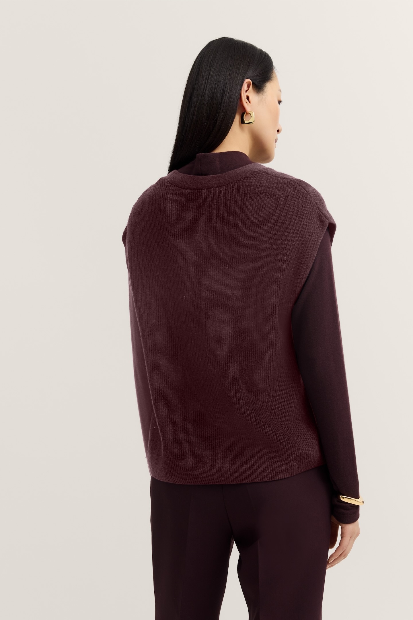 bugatti Pullunder »Kaschmir-Mix« mit V-Ausschnitt vielseitig kombinierbar