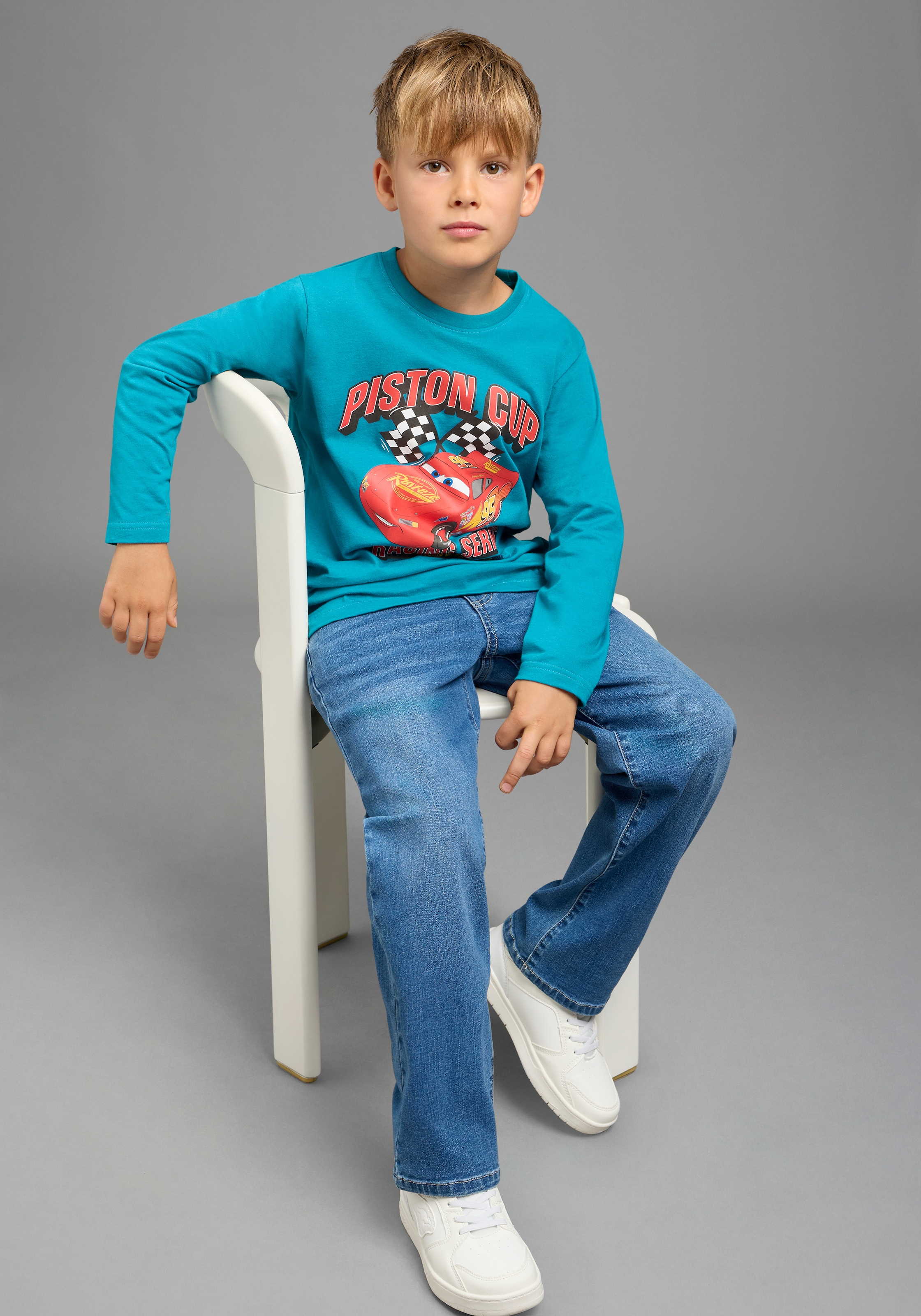 KIDSWORLD T-shirt à manches longues »CARS Lightning McQueen Shirt, Disney« Coupe basique, manches longues, style tendance