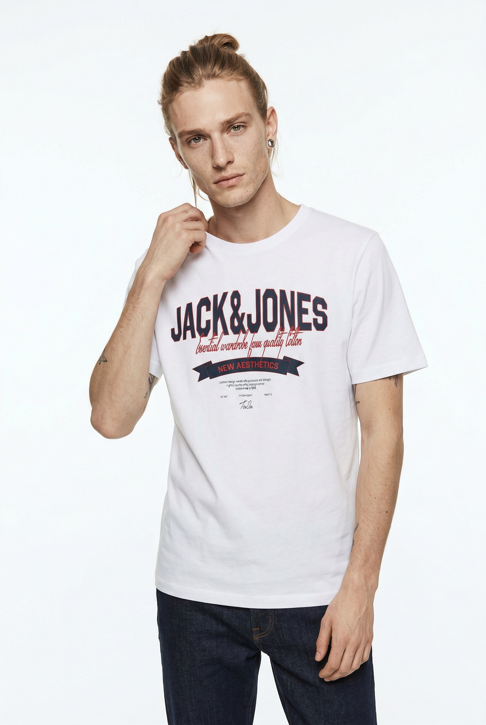 Image of Jack & Jones PlusSize Rundhalsshirt "JJELOGO TEE SS O-NECK 2 COL SS26 SN PLS" mit auffälligem Print