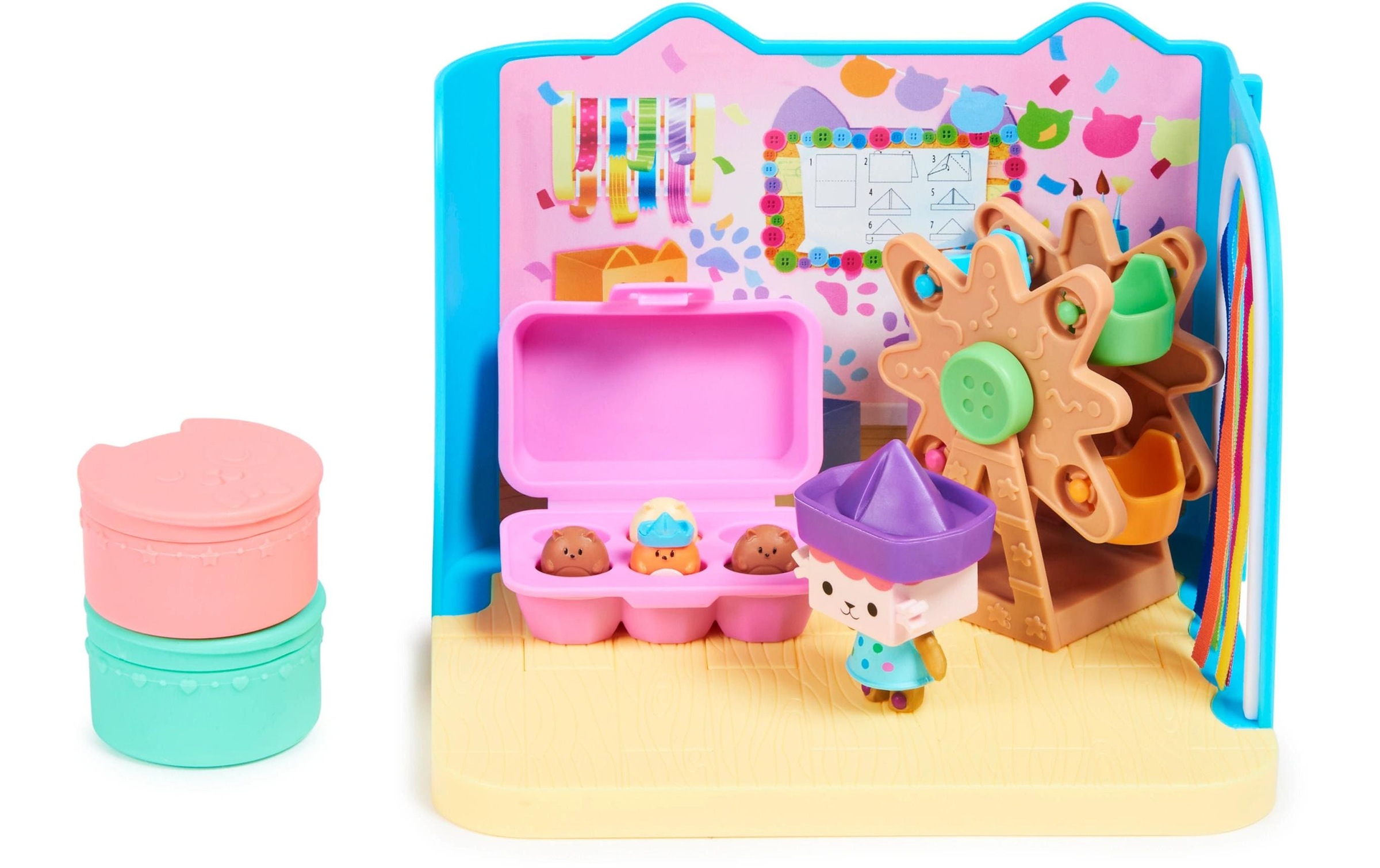 Spielwelt »Spinmaster Gabby's Dollhouse Baby Box Bastelzimmer Deluxe Rooms«