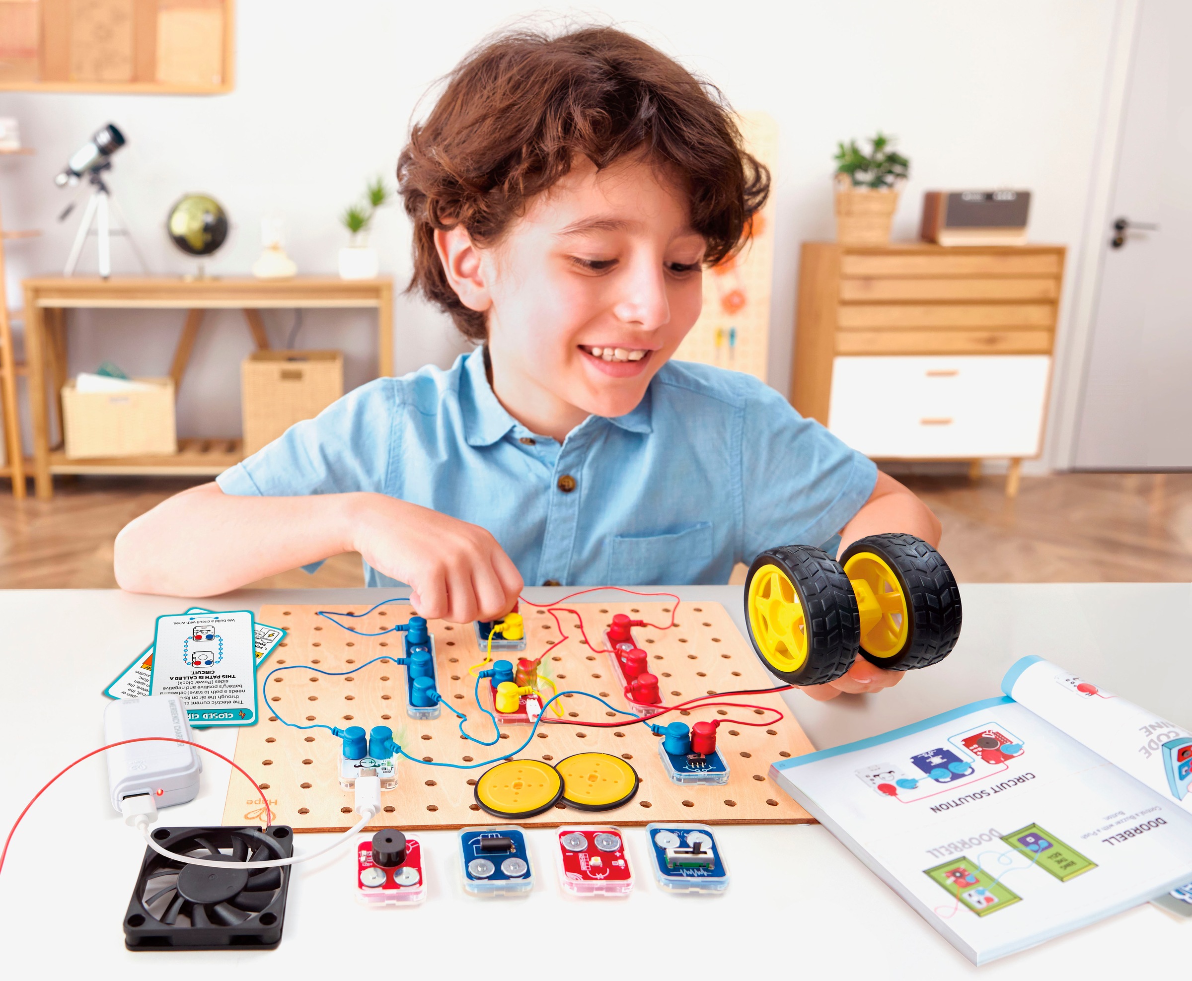 Hape Coffret d'expérimentation »Forscher Schaltkreise-Set Basic«