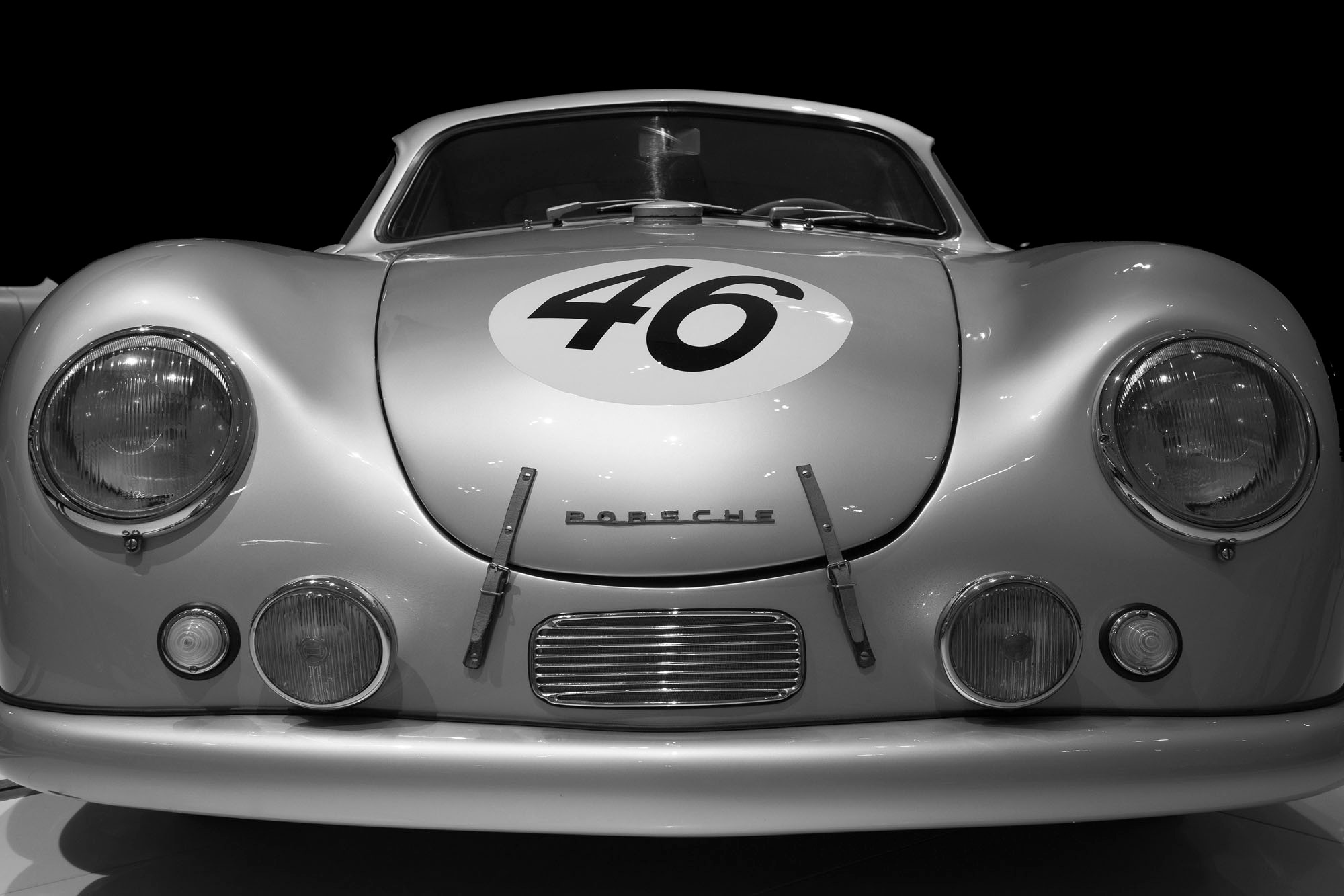 Image of queence Leinwandbild "The "46"" Auto Kunst Modern 1 Stk. tlg. Akustikbild mit sehr guten Schallabsorptions-Eigenschaften
