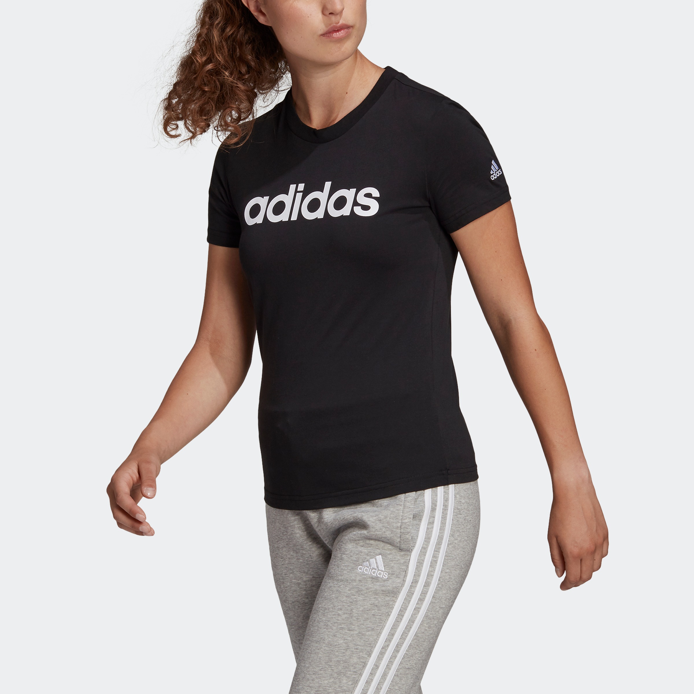 Image of adidas Performance T-Shirt »LOUNGEWEAR ESSENTIALS SLIM LOGO« bei Ackermann Versand Schweiz