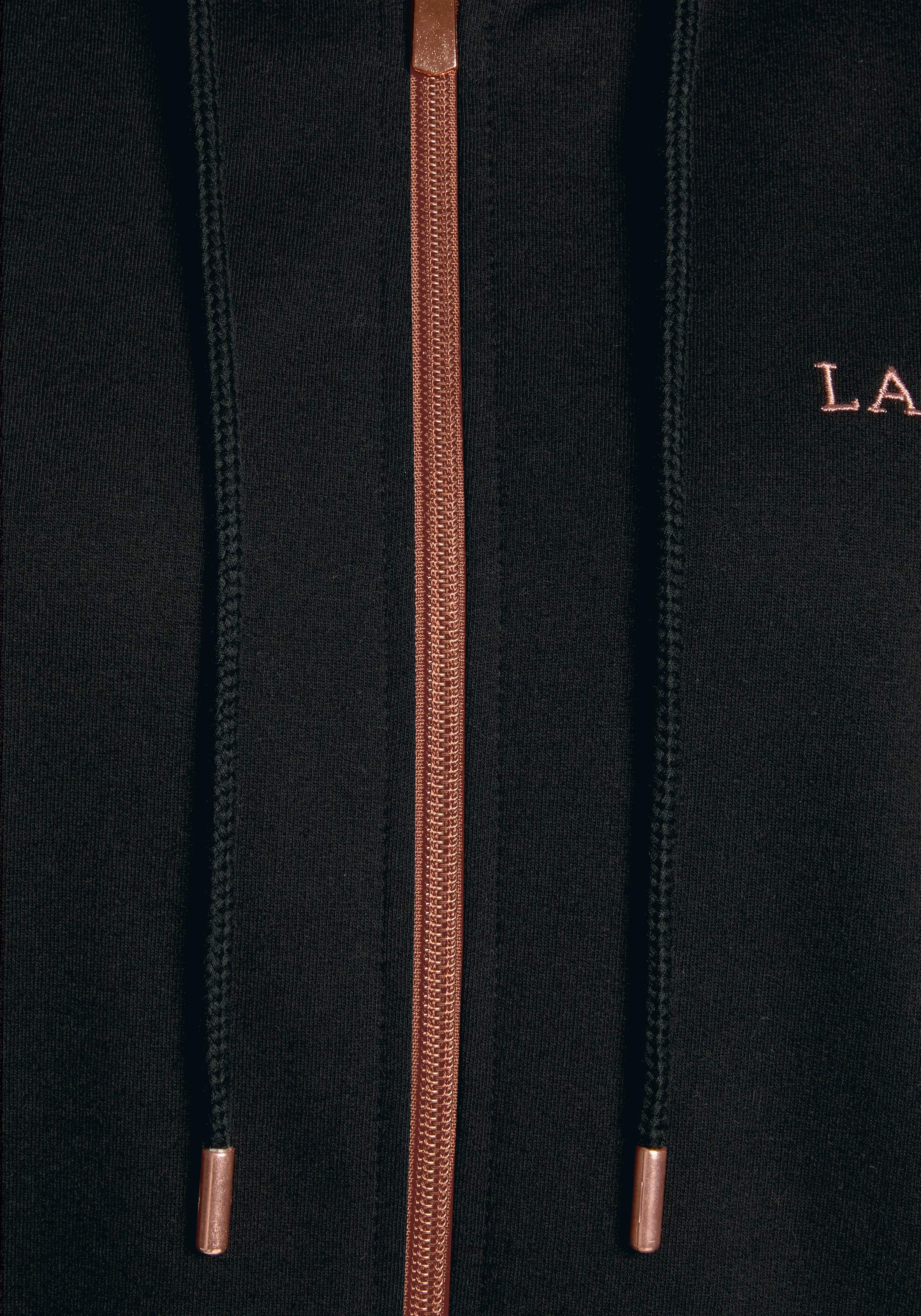 LASCANA Kapuzensweatjacke »Homewear«, mit kupferfarbenen Reissverschluss und Logostickerei, Loungeanzug