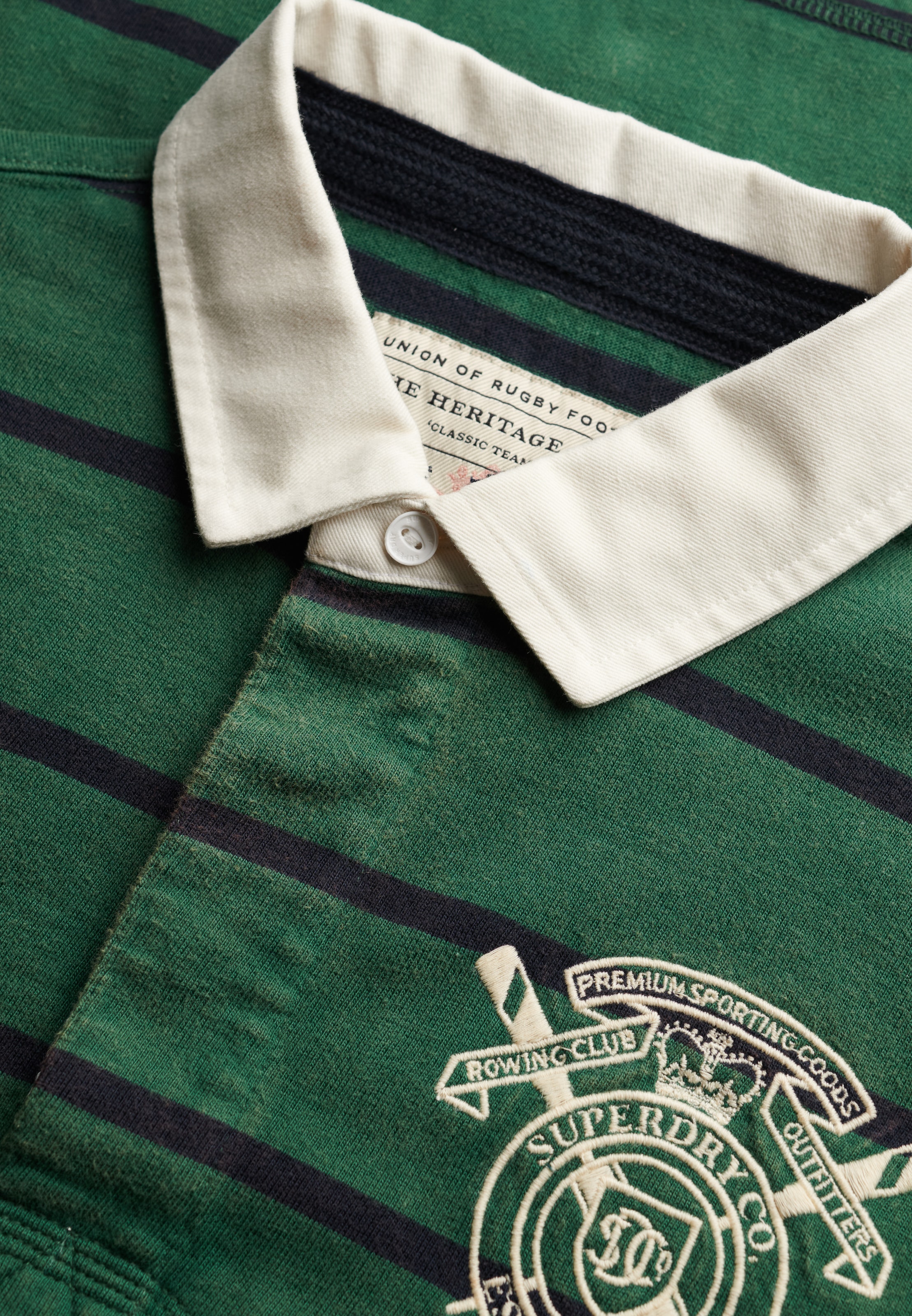 Superdry Langarmshirt »DOUBLE EMBLEM STRIPE RUGBY« aus Baumwolle und Single Jersey, Relaxed Fit, gestreifte Optik