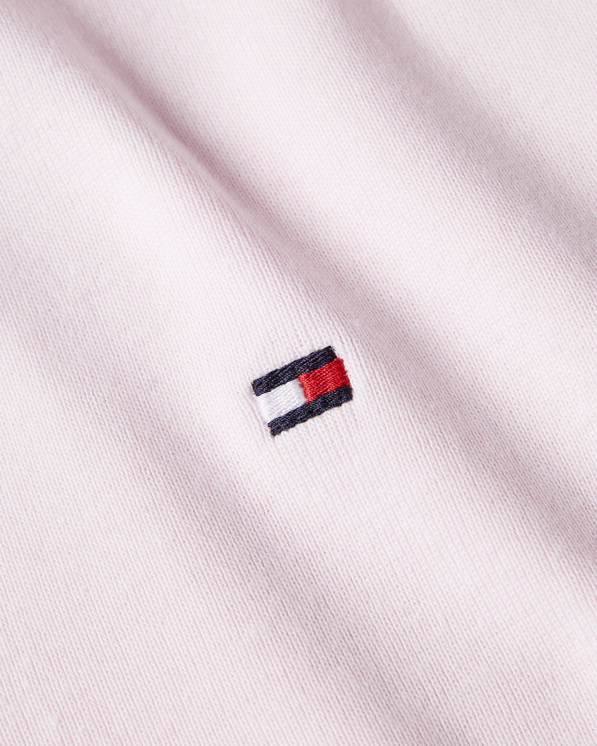 Tommy Hilfiger T-Shirt »SLIM CODY V-NK SS mit V-Ausschnitt und Streifen«, gestreift, casual, slim fit, Baumwolle, V-Ausschnitt