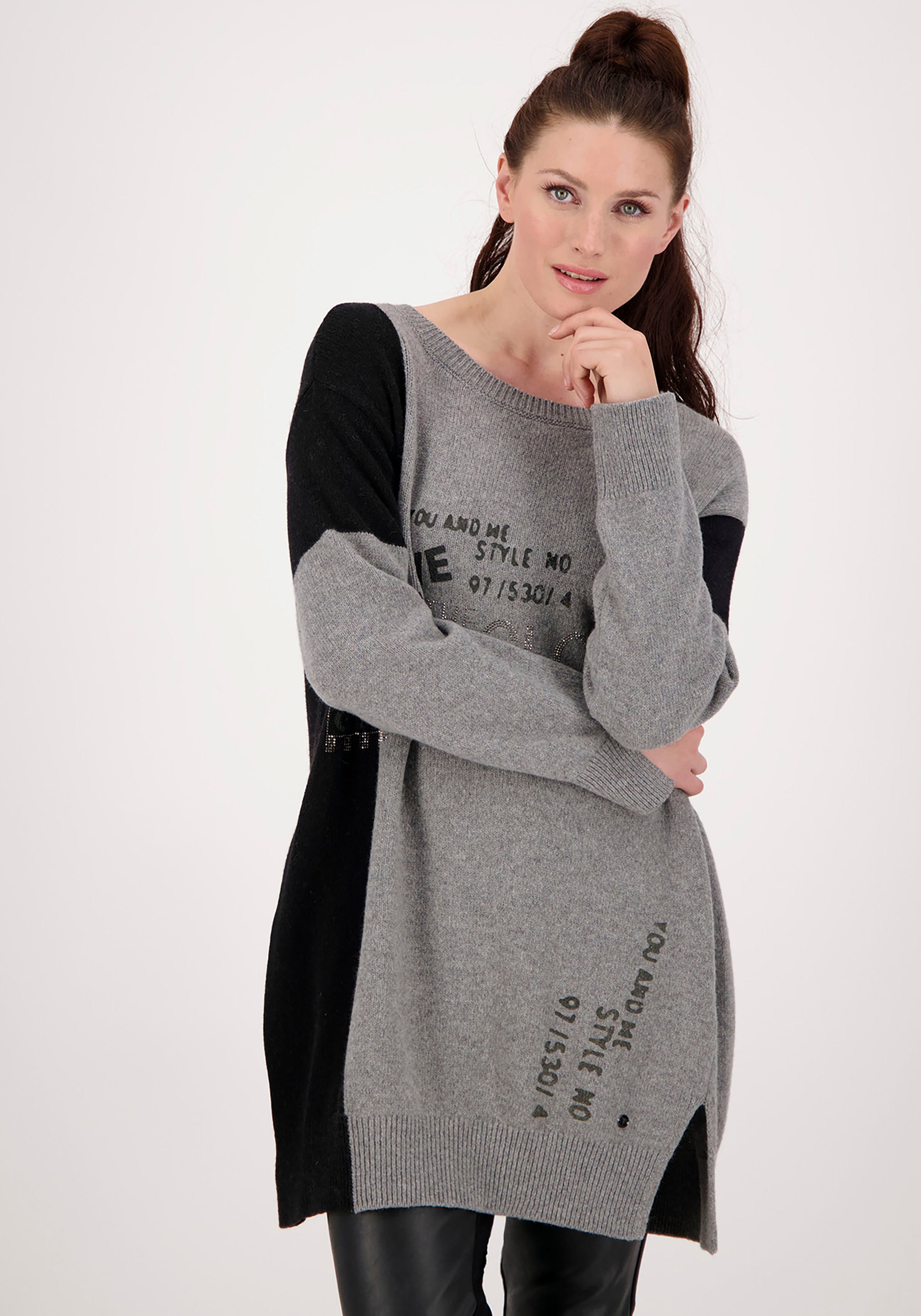 Image of Monari Longpullover, im Colour-Blocking-Design mit 3-D-Wording, Strassschrift und Lackschrift bei Ackermann Versand Schweiz