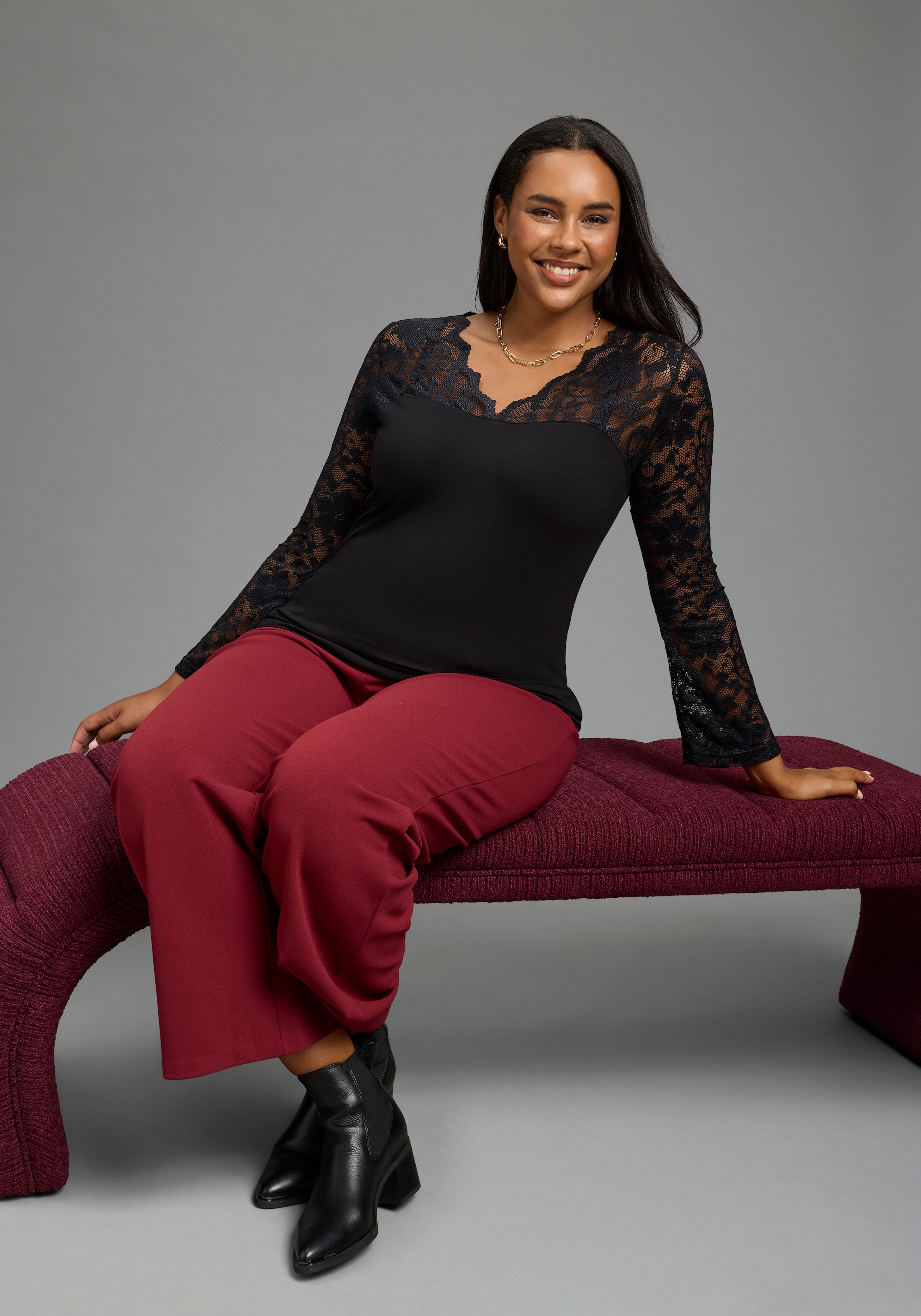 Laura Scott CURVE Chemise en dentelle »Grosse Grössen« coupe ajustée, col en V, manches longues, longueur hanches