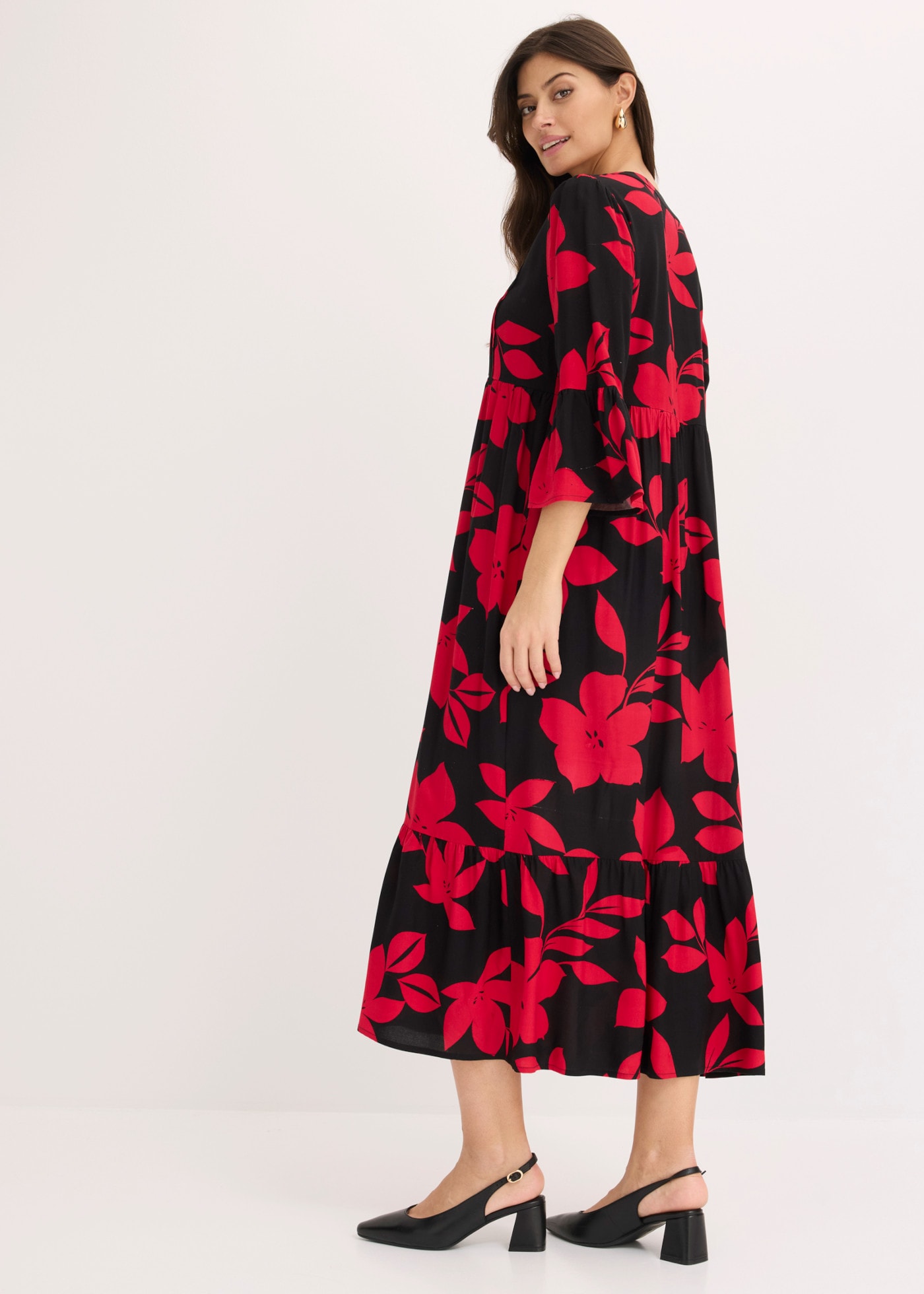 bonprix Maxikleid »Maxikleid aus fliessender Viskose« für modischen Auftritt, aus Viskose, A-Linie, 3/4-Ärmel