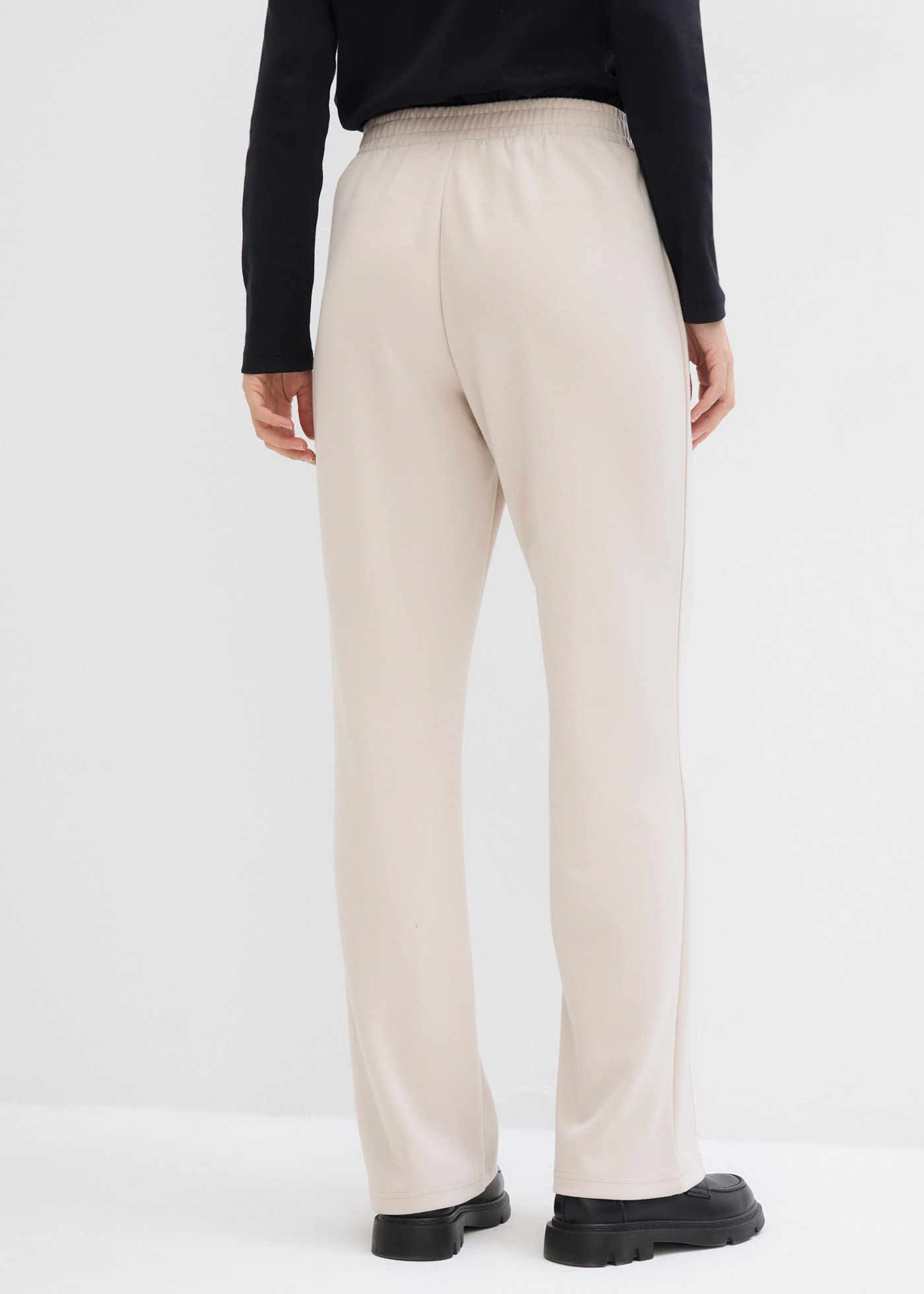 bonprix Pantalon sweat  avec nervure, coupe classique, avec une part d'élasthanne