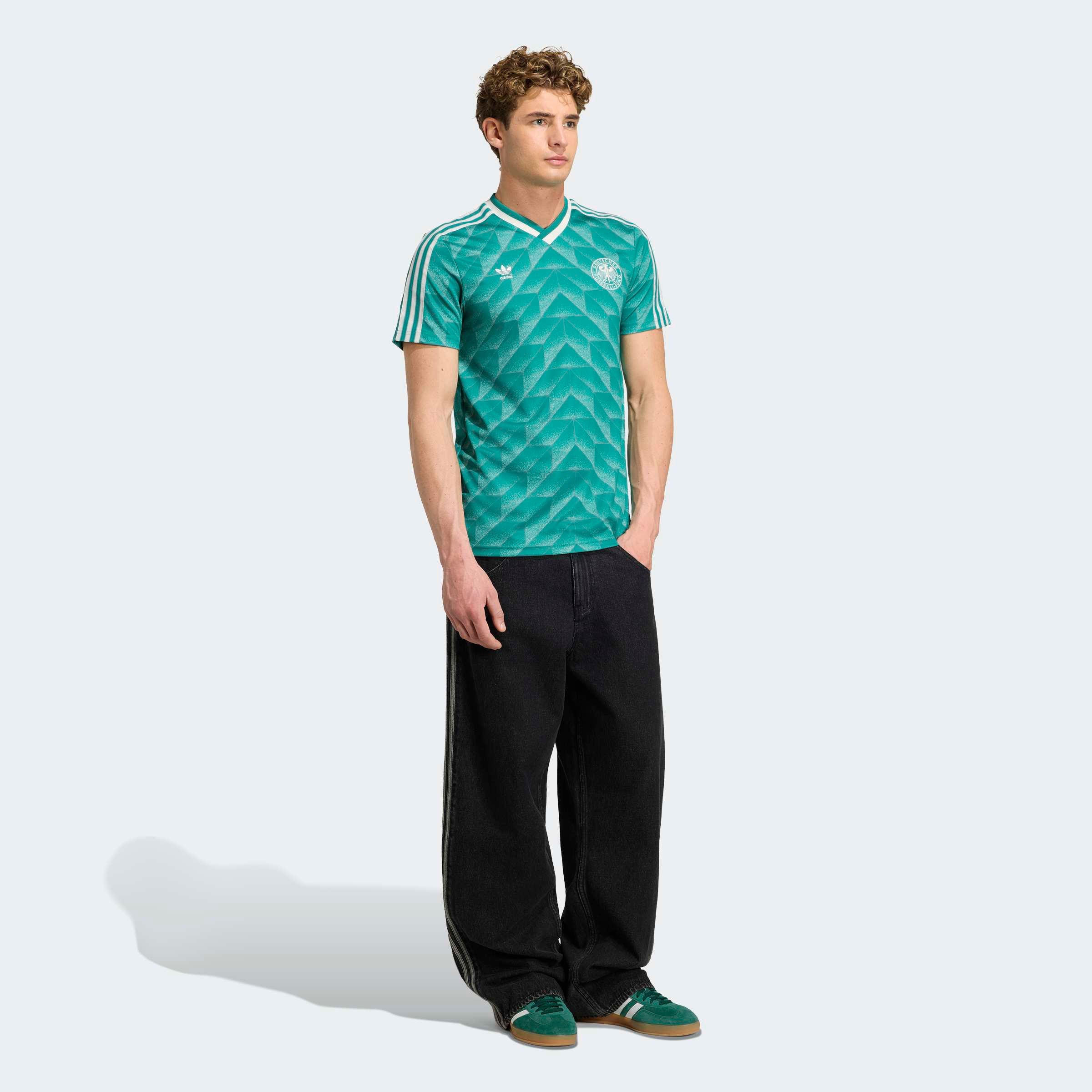 adidas Performance Maillot de foot »DFB A JSY 90« coupe étroite, col en V, construction en double tricot