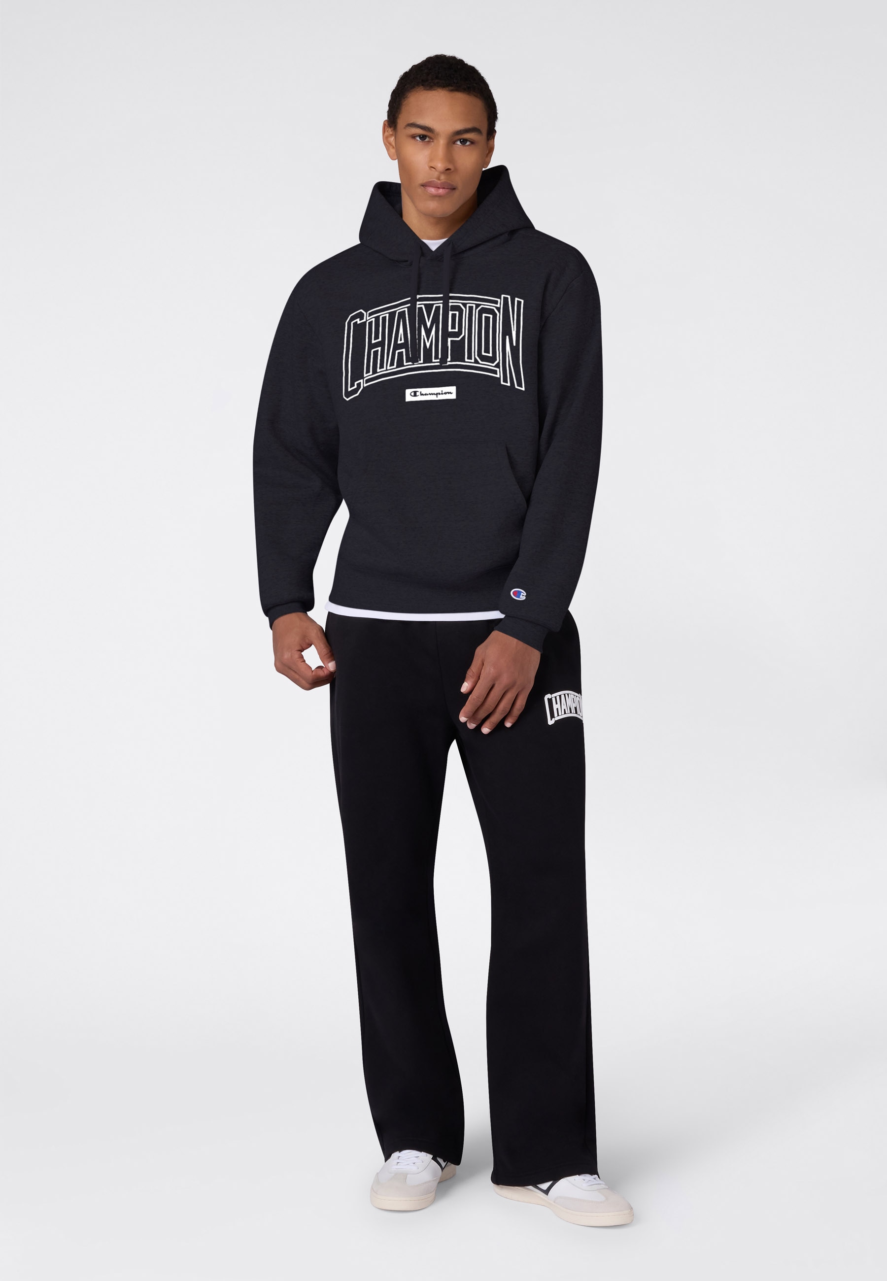 Champion Sweat à capuche »COLLEGE Relax Fit Fleece Hoodie«, mit Kordelverschluss, sportlicher Stil, Rundhalsausschnitt
