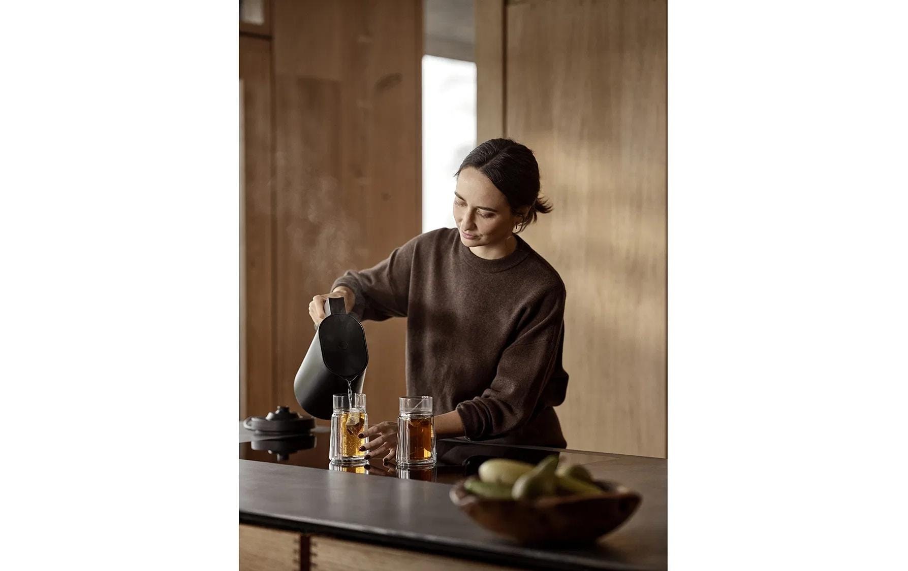 Jacob Jensen Chauffe-eau »23 x 16 x 26 cm 1,2 l« 1,2 l 2200 W Wasserkocher mit Touch-Bedienung und Temperaturvorwahl