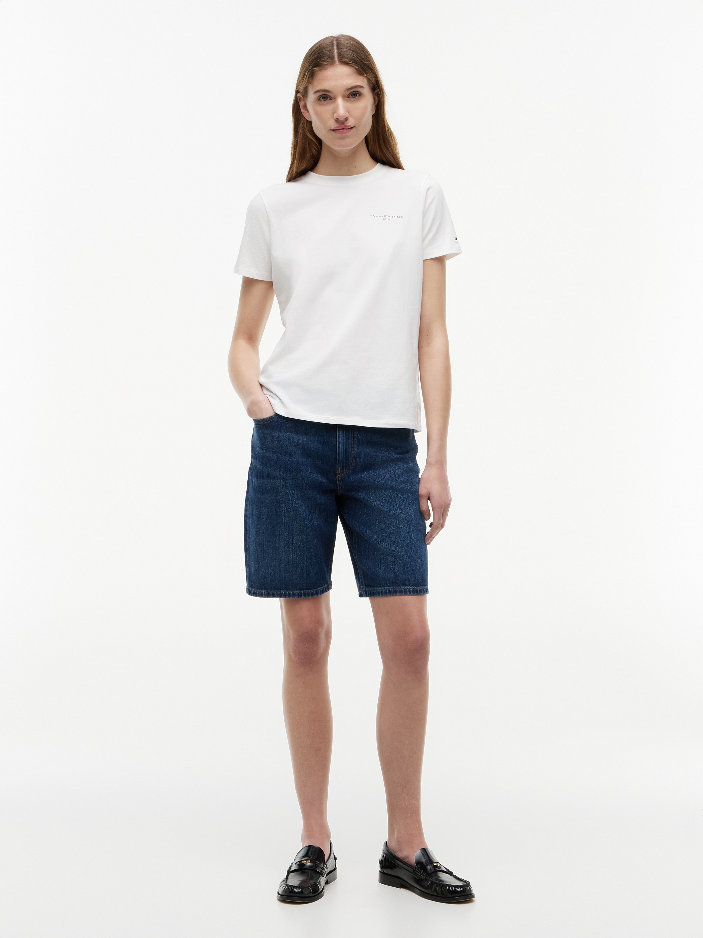 Tommy Hilfiger Rundhalsshirt »1985 REG MINI CORP LOGO C-NK SHORT SLEEVE« mit Tommy Hilfiger Logoschriftzug und Bestickung