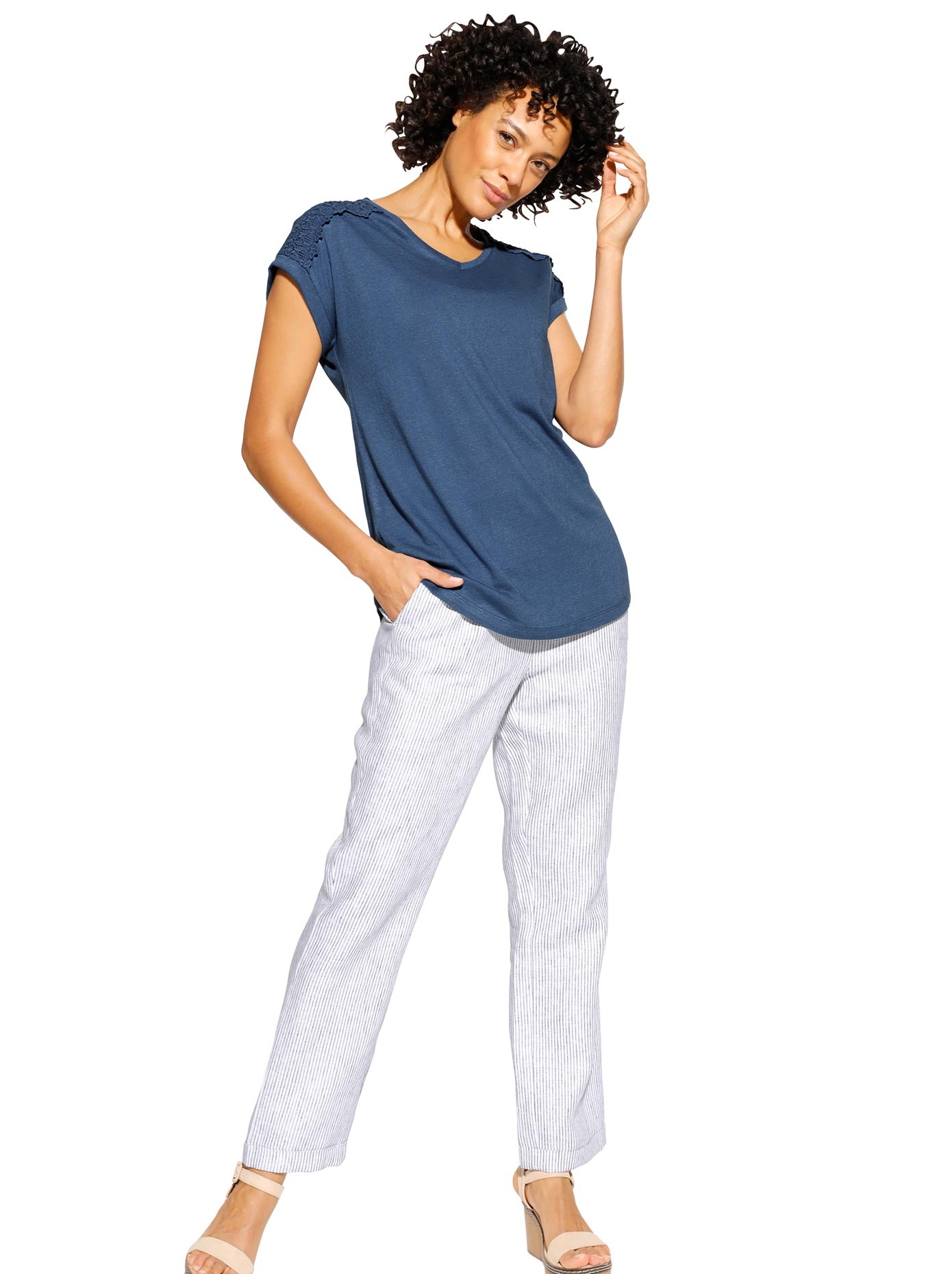 Image of CREATION L PREMIUM V-Shirt »Leinen-Viskose-Shirt«, (1 tlg.) bei Ackermann Versand Schweiz