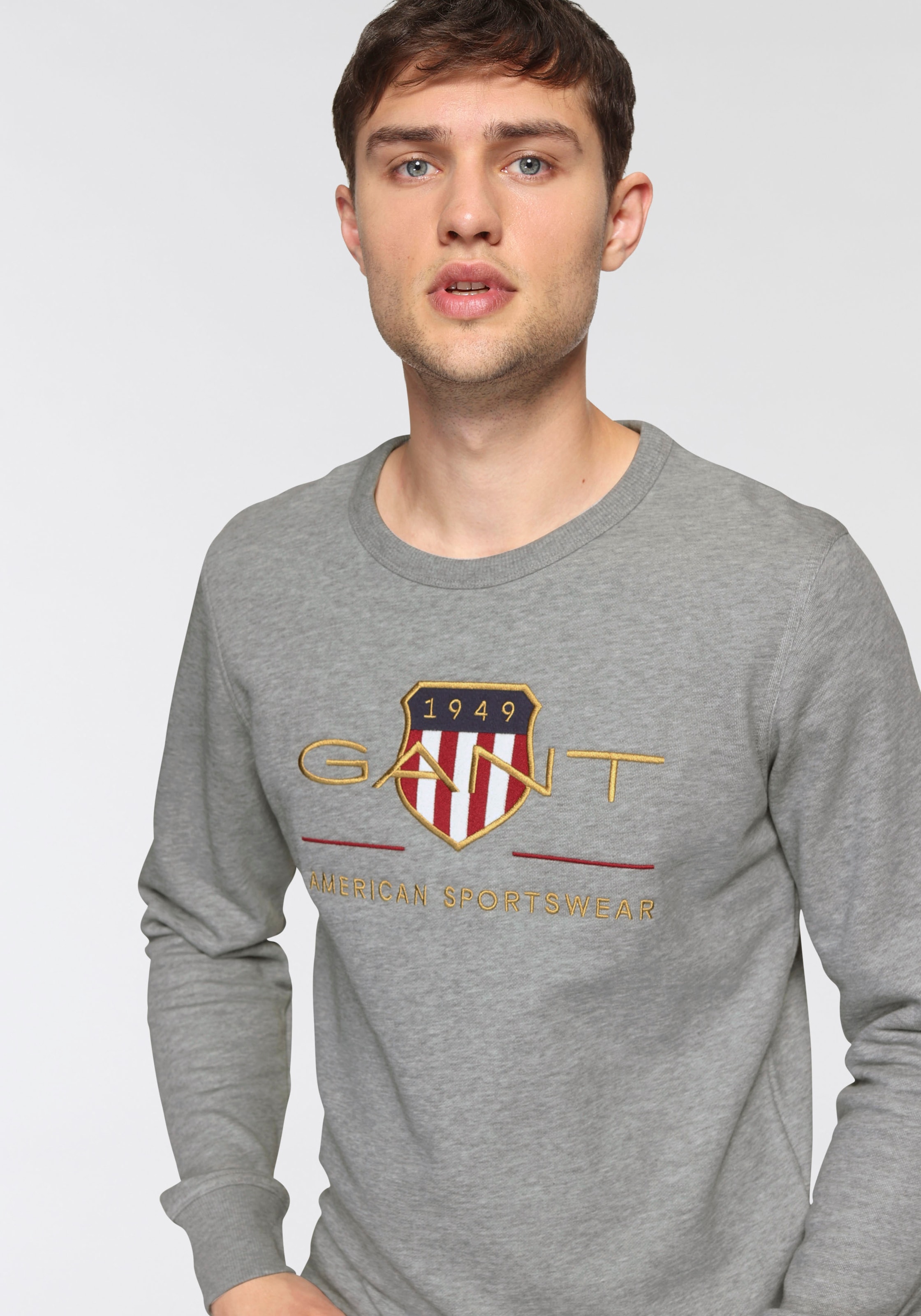 Gant Sweatshirt »ARCHIVE SHIELD C-NECK«, mit geripptem Rundhalsausschnitt