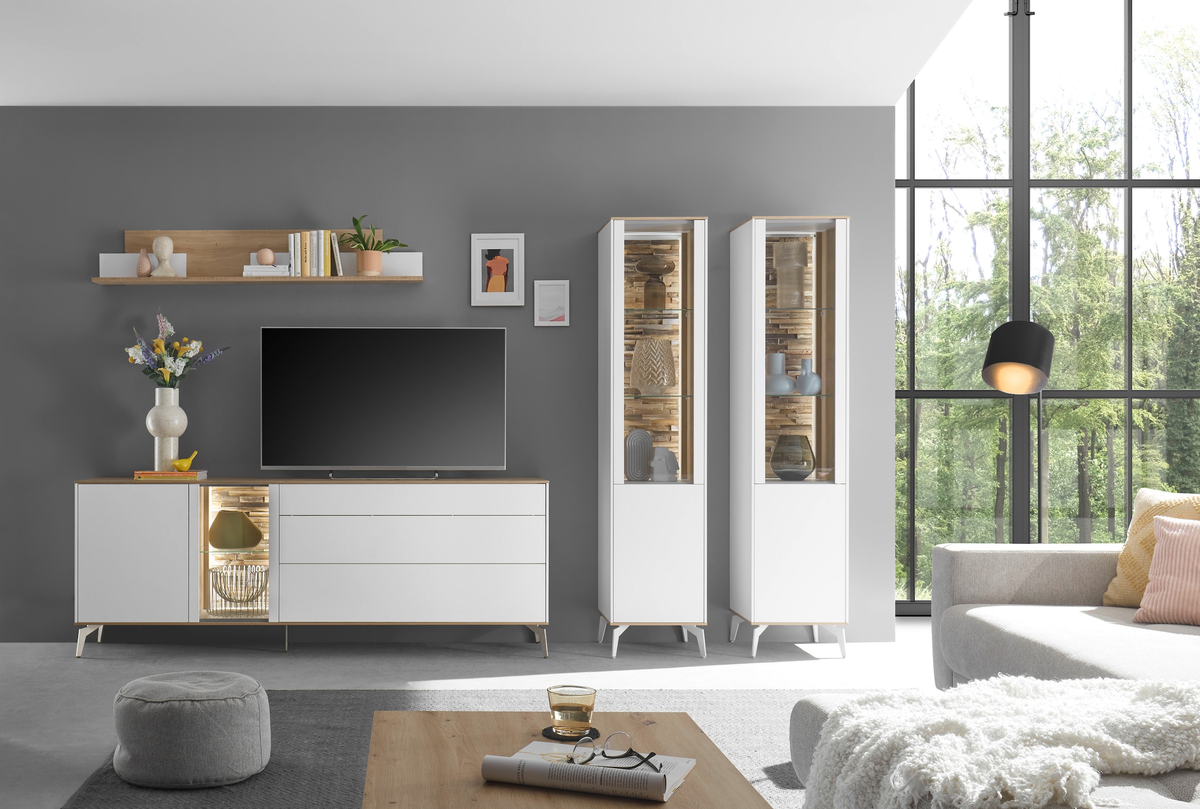 Mäusbacher Standvitrine »Faro« Faro Standvitrine B 43 cm, inkl. Beleuchtung, Push to open, Metallfüsse