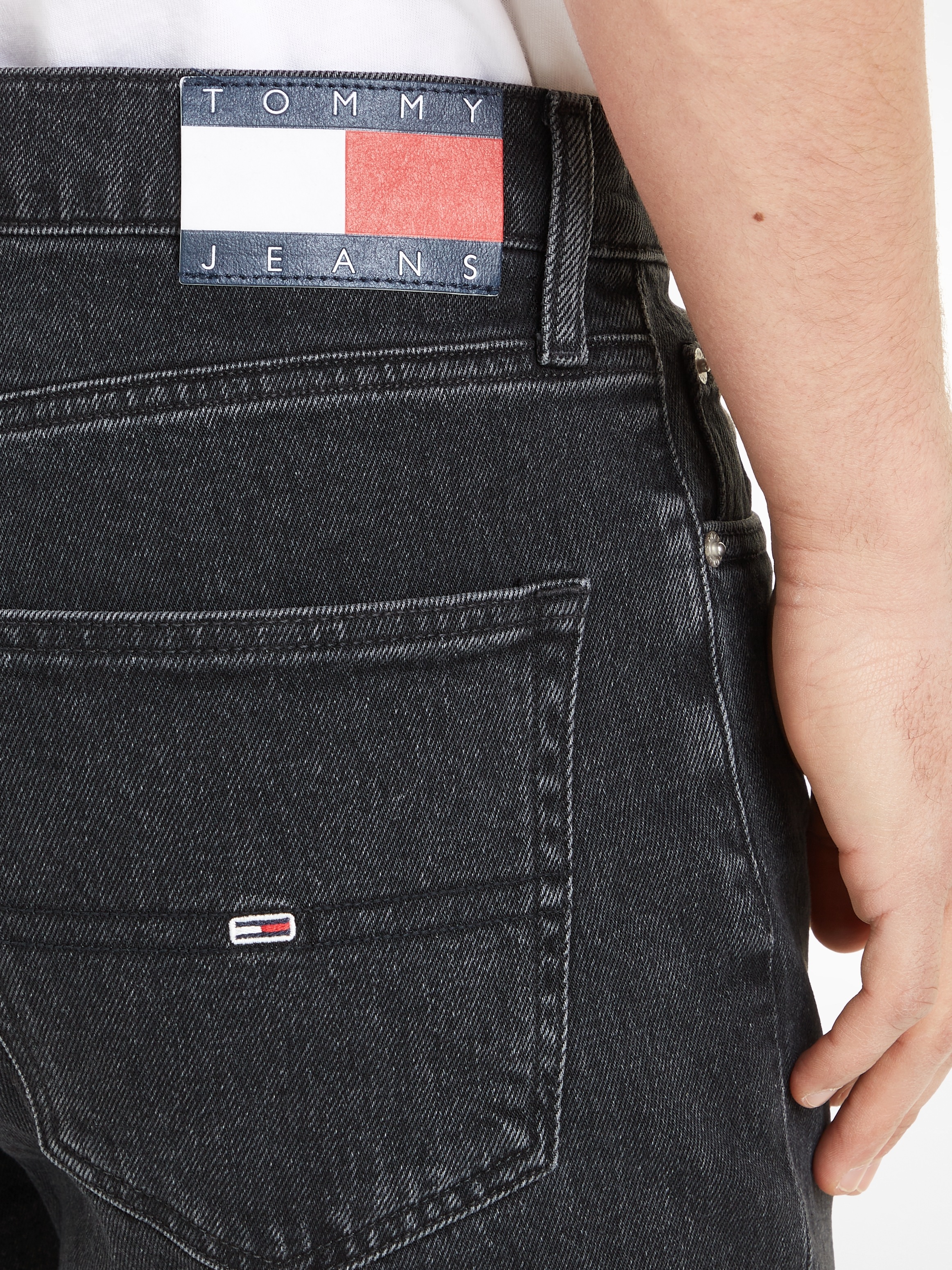 Tommy Jeans Dad-Jeans »DAD JEAN RGLR«, im 5-Pocket-Style