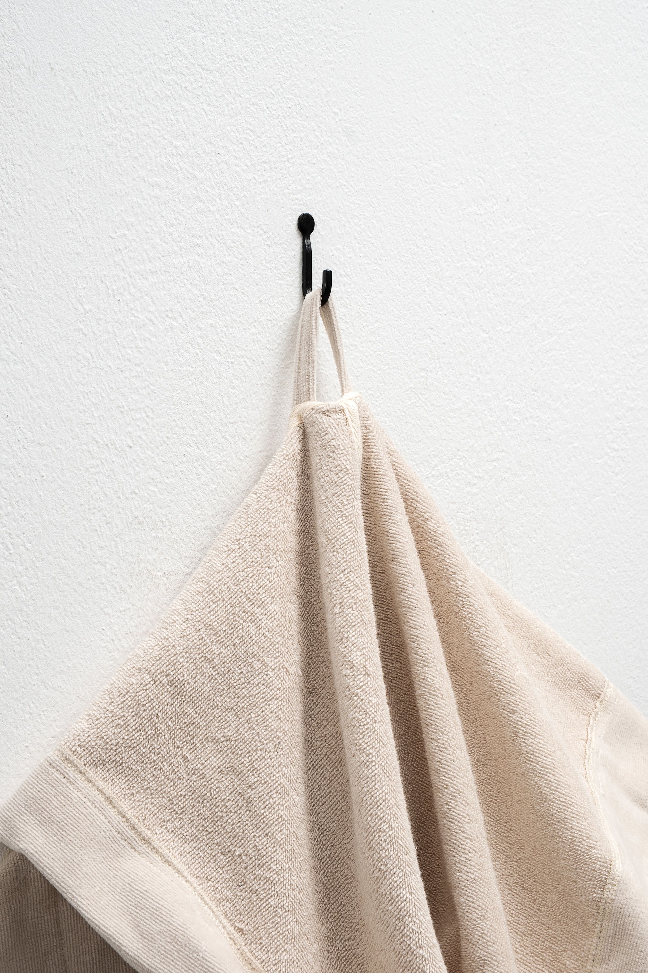 GOODproduct Peignoir de bain unisexe »Fenya, 330 g/m², Premium, Hotelbademantel, Morgenmantel,  Sauna & Spa« 1 cuis Reissverschlusstaschen, weich mit GRATIS-Zugabe: 1x Duschtuch 70x140 cm