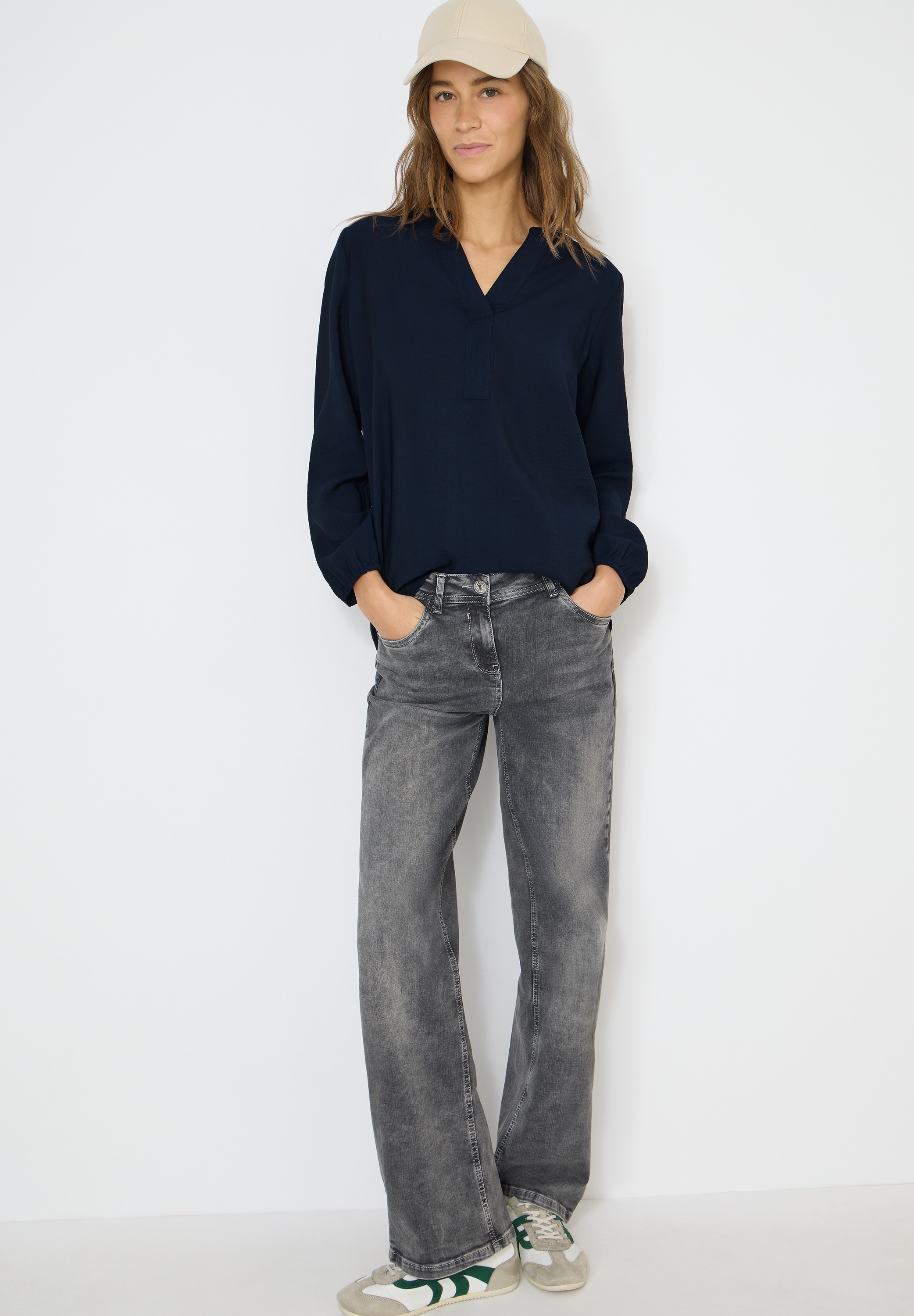 Cecil Blouse à manches longues Splitneck und aus Viskose