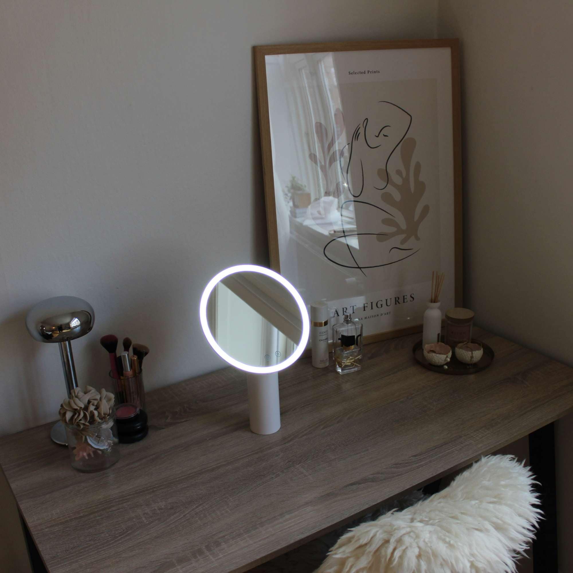 Loevschall Miroir de maquillage »Bridget Kosmetikspiegel mit Licht, stufenlos dimmbar & Touch Steuerung« Kippbar, Lichtfarben wählbar, kabellos, ideal für Bad und Schlafzimmer