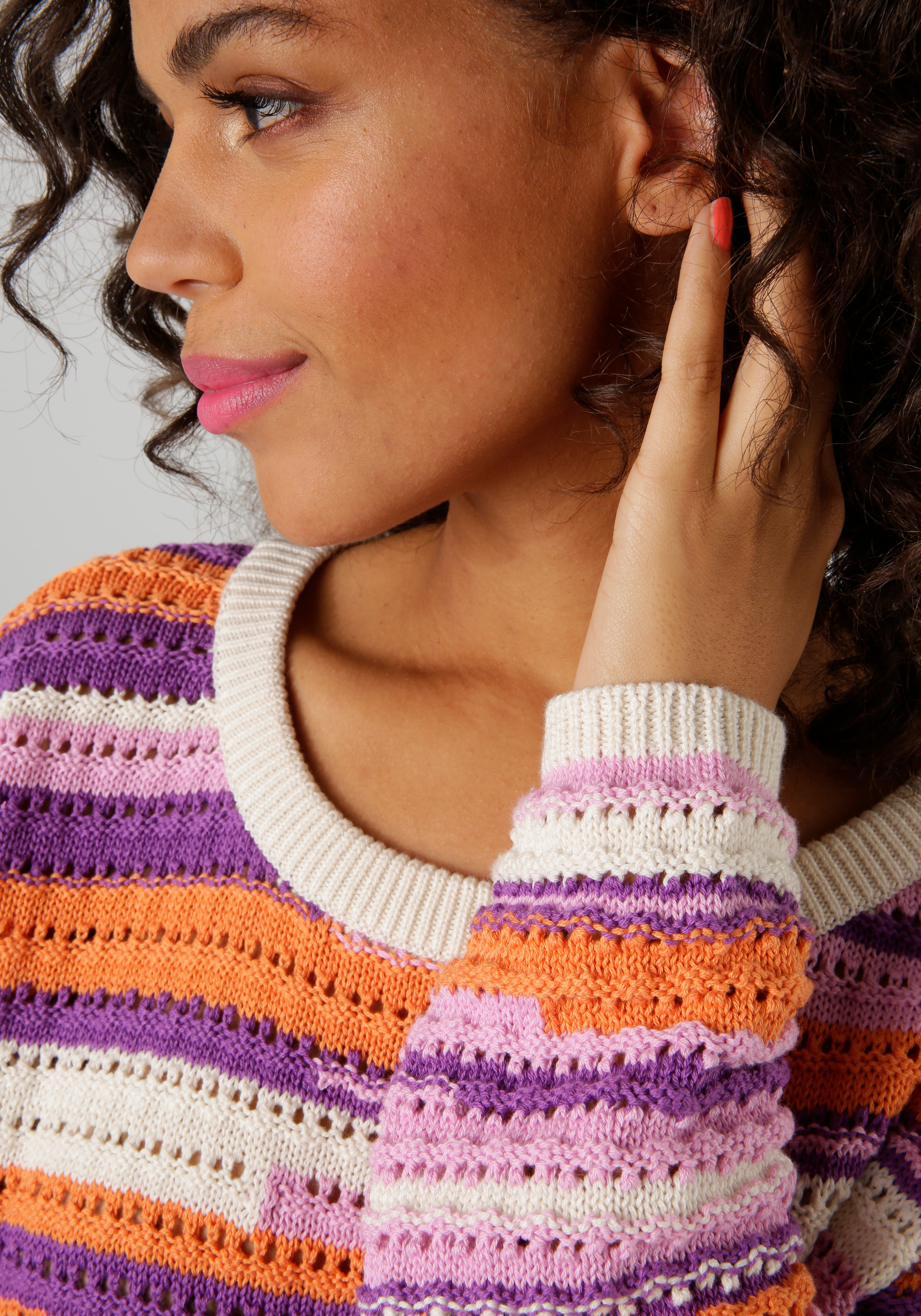 Aniston CASUAL Strickpullover, im extravagantem Streifen-Dessin