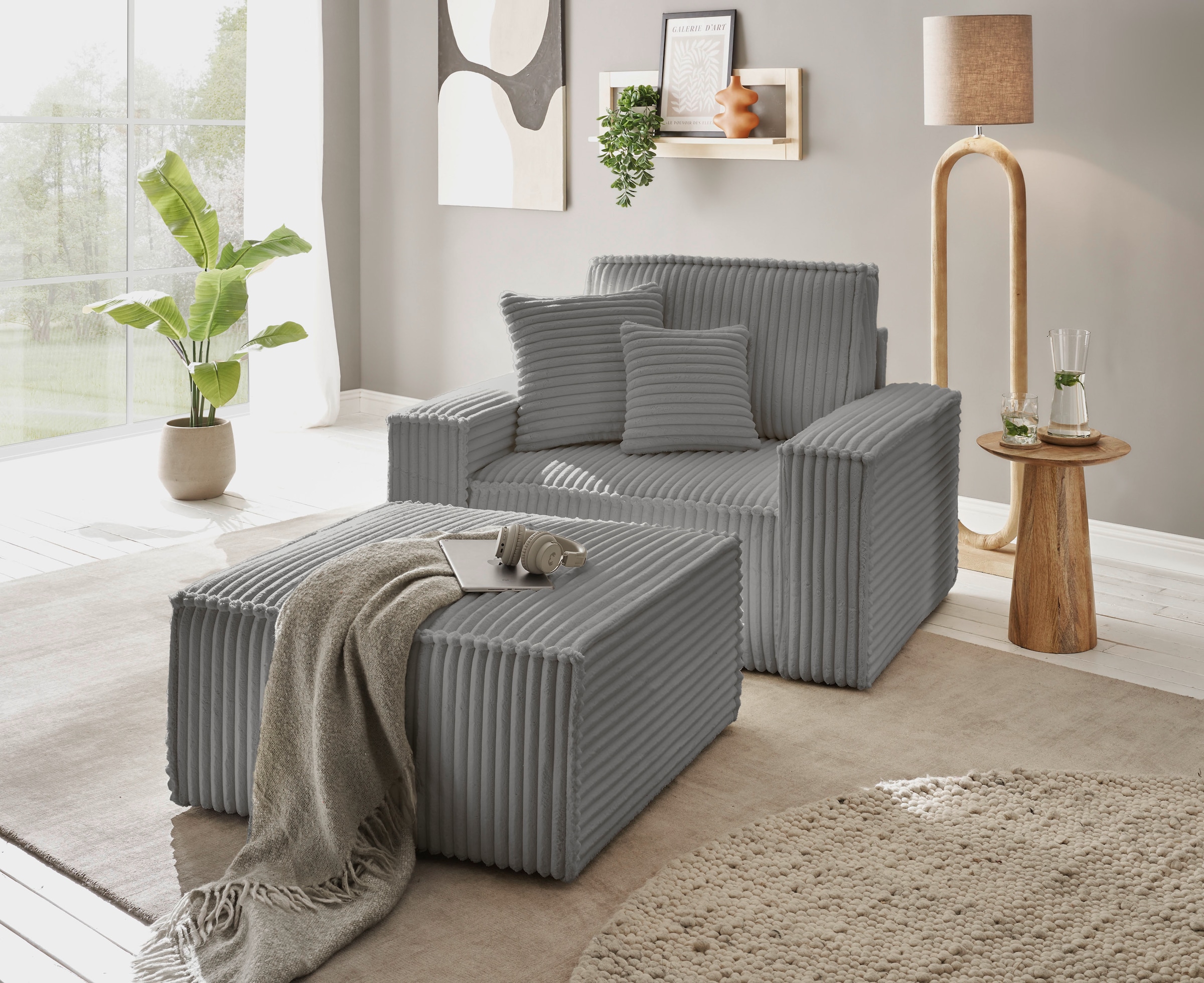 andas Loveseat »FINNLEY, Loveseat & Hocker im Set, trendige Stoffe, inkl. Zierkissen« 2 Stk. tlg. verfügbar in den Stoffqualitäten Bouclé, Struktur fein und Mega Cord