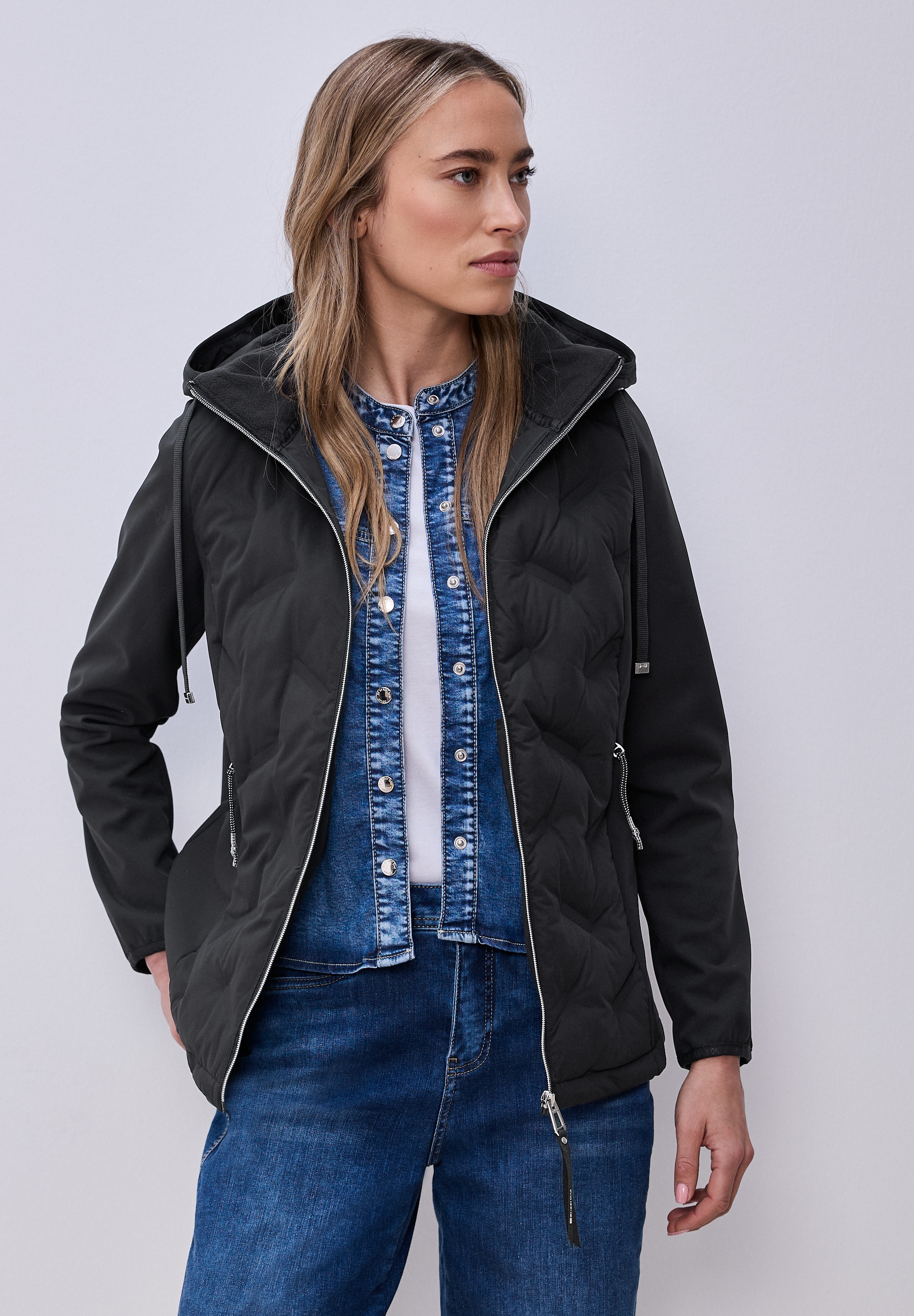 Image of STREET ONE Steppjacke mit Kapuze mit Kapuze und Strukturmix