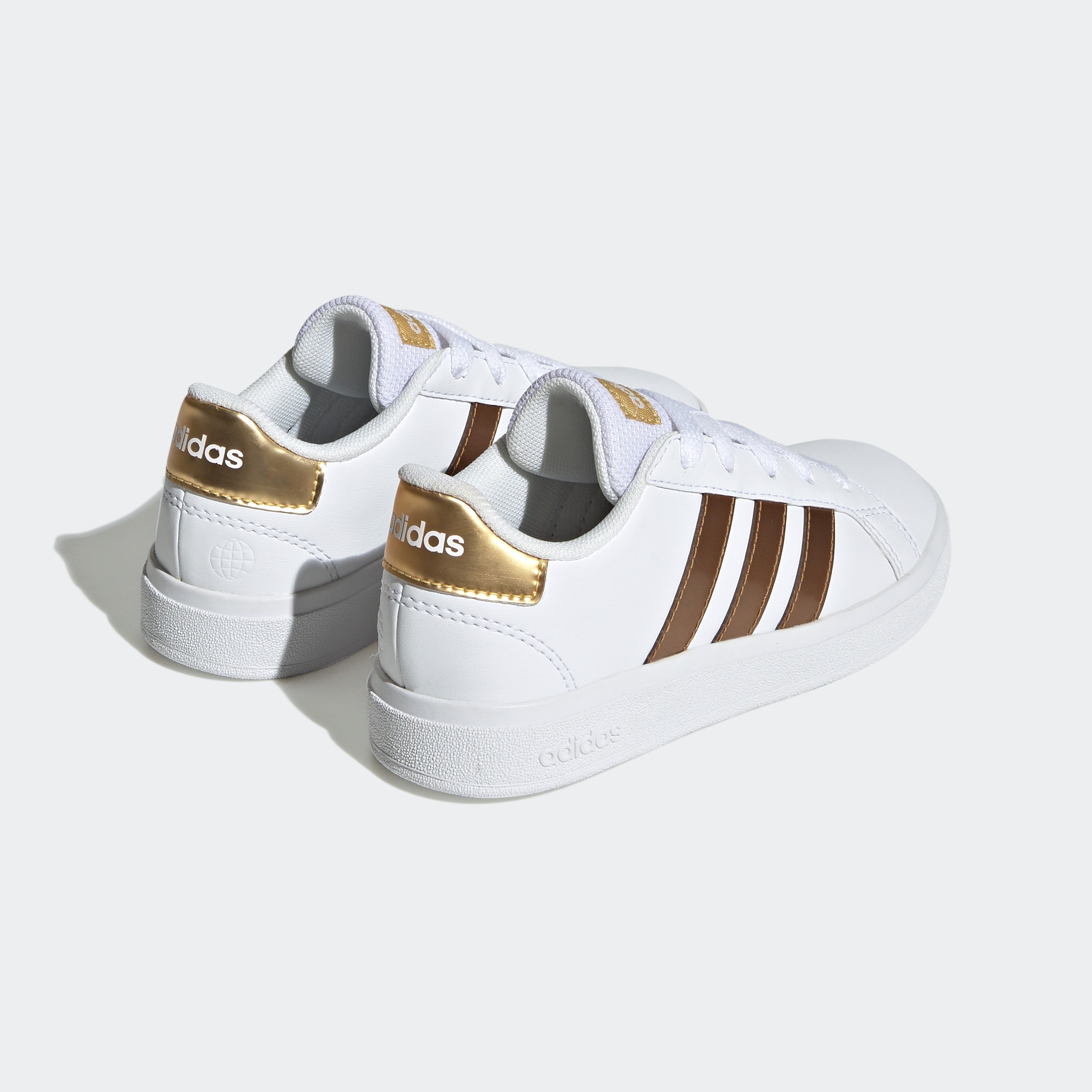 adidas Sportswear Sneaker »GRAND COURT SUSTAINABLE LACE«, Design auf den Spuren des adidas Superstar