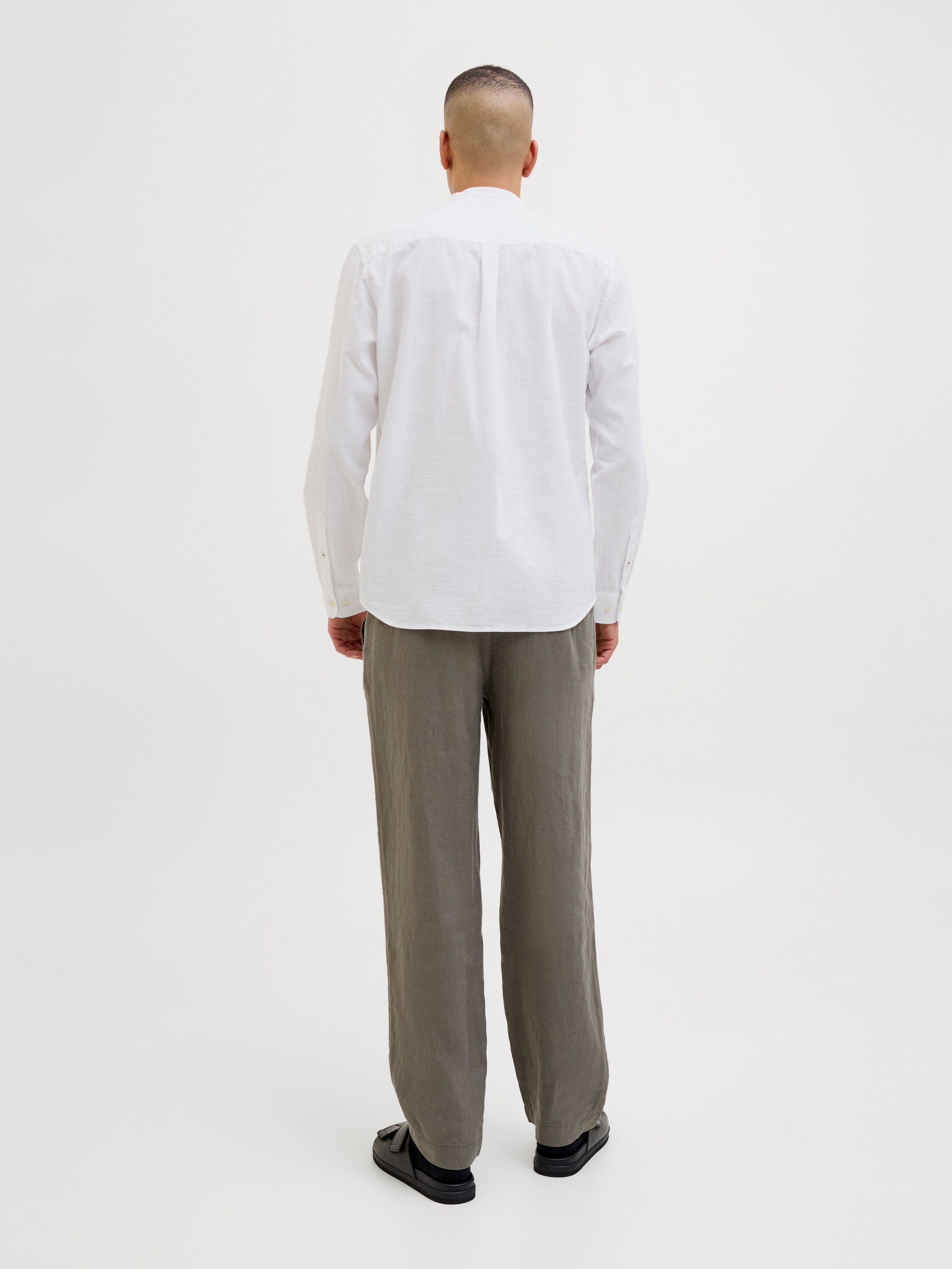 Jack & Jones Langarmhemd »JJESUMMER BAND SHIRT LS SN«, mit Bandkragen