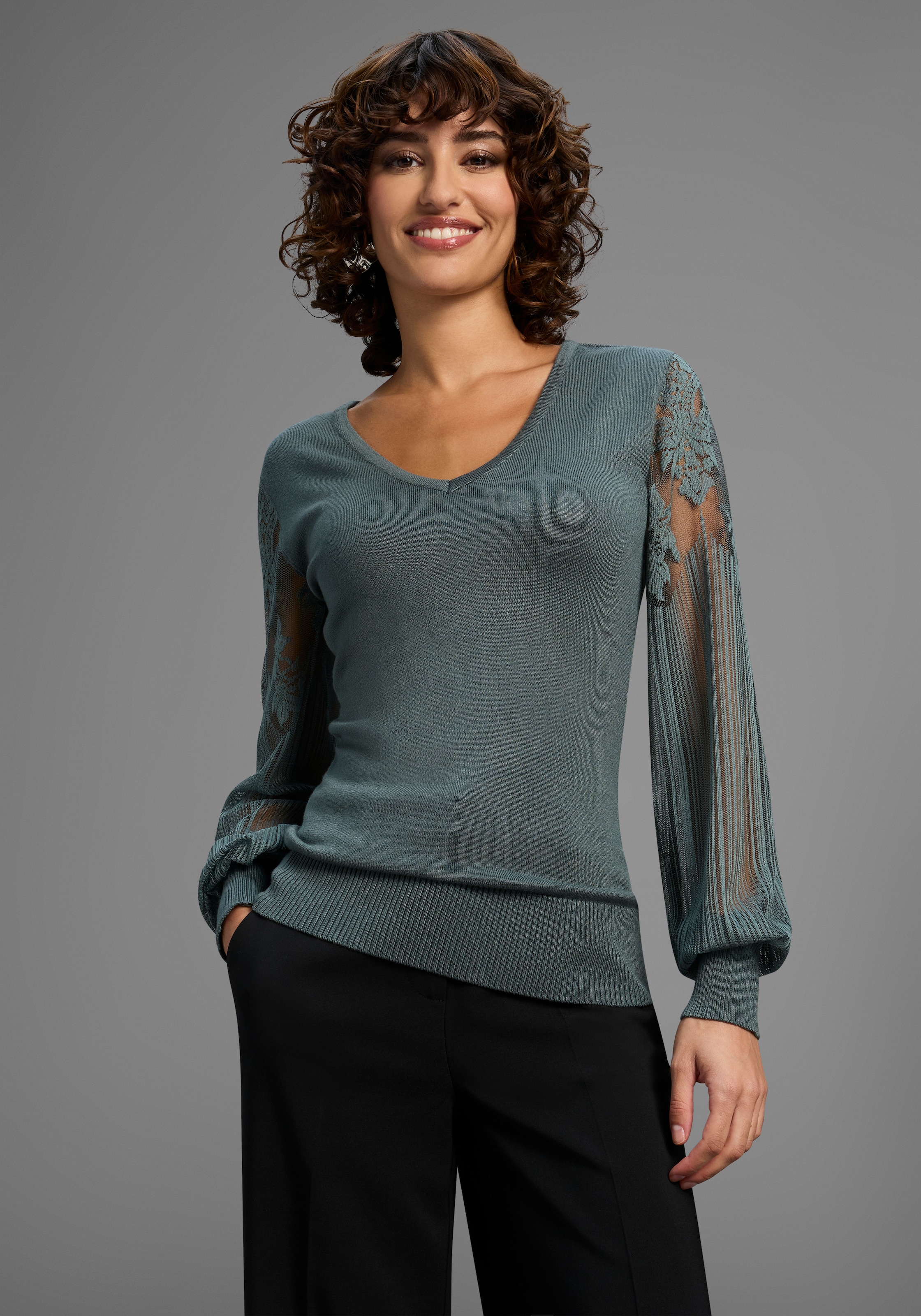 Image of Melrose V-Ausschnitt-Pullover Feinstrickpullover mit Ärmeln aus hochwertiger Spitze
