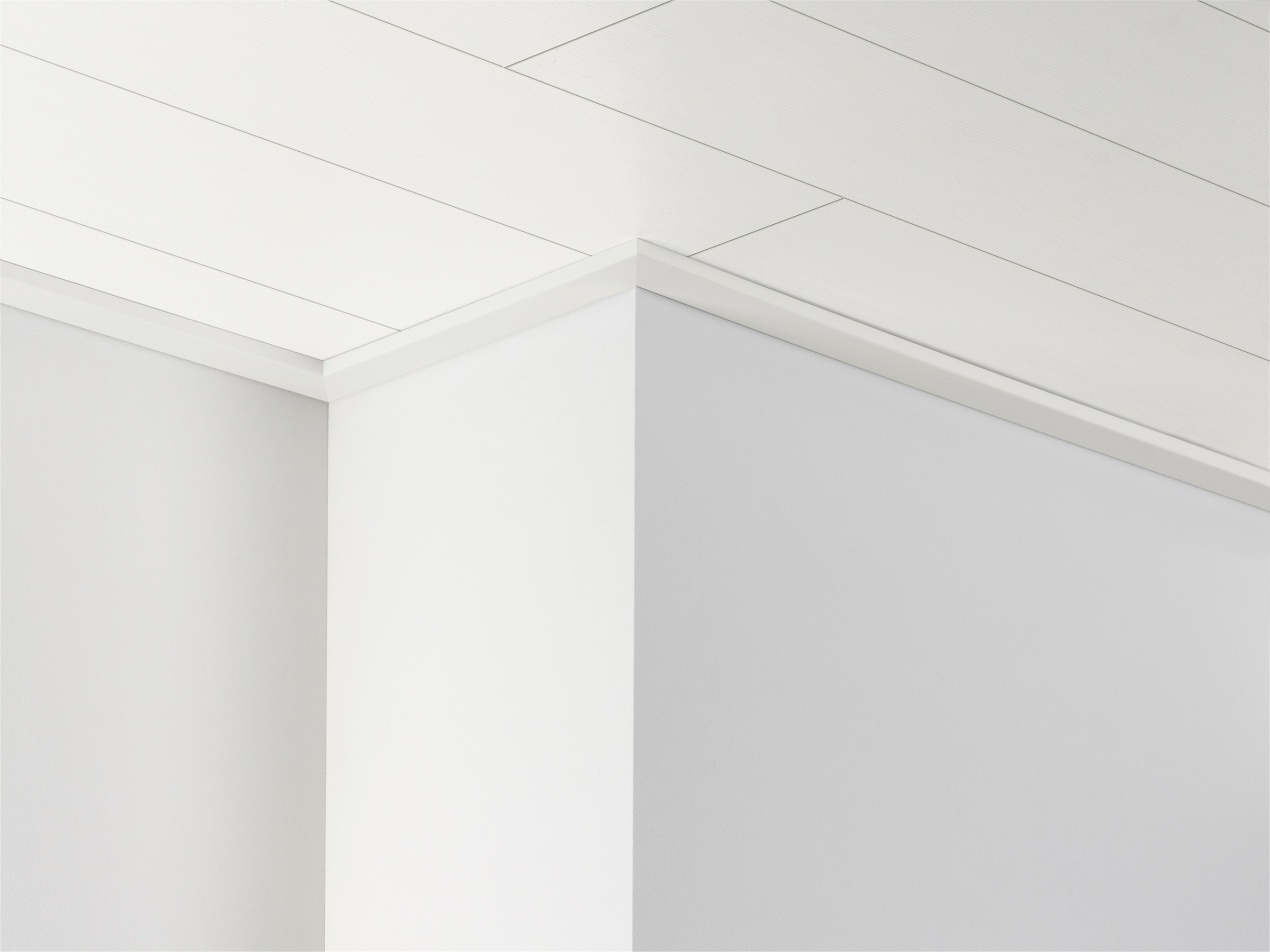Image of PARADOR Deckenleiste »DAL 3 Seidenmatt Weiss Dekor«, Länge: 220 cm, mit hochwertigem MDF-Kern bei Ackermann Versand Schweiz