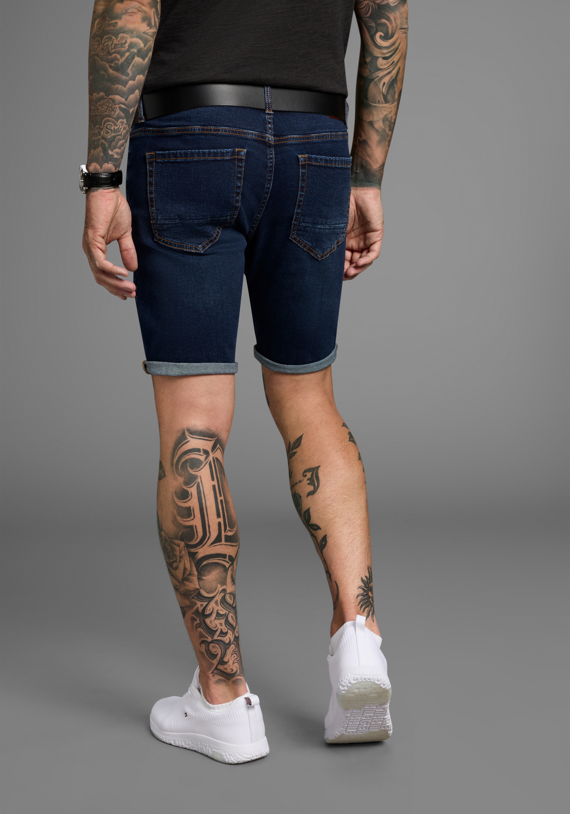 Bruno Banani Short en jean »Hutch-Shorts« gerade geschnittene kurze Beine, niedrige Leibhöhe