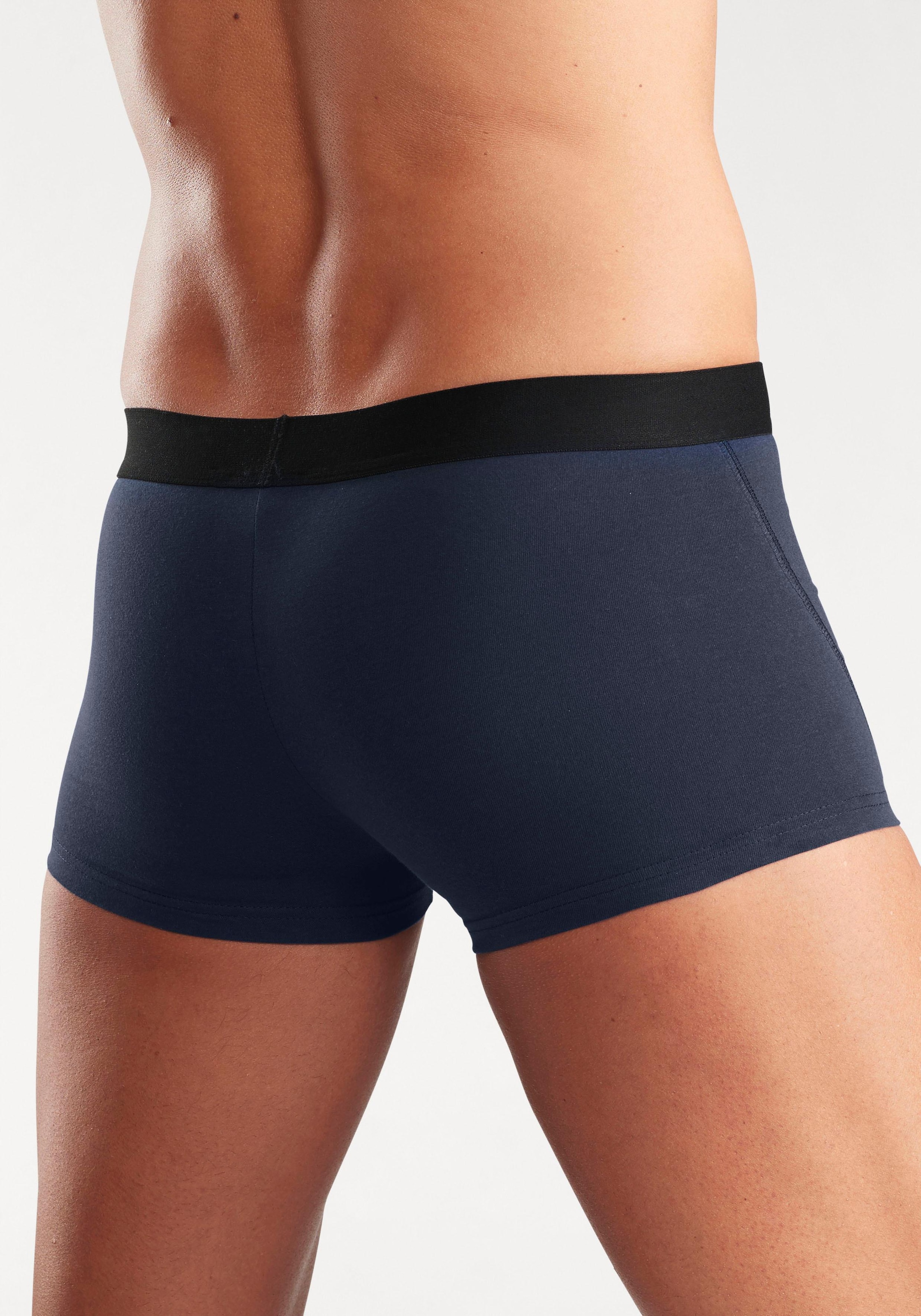 Bruno Banani Boxer »Boxershorts für Herren«, (Packung, 4 St.), mit farbigen Marken-Schriftzug am Bündchen