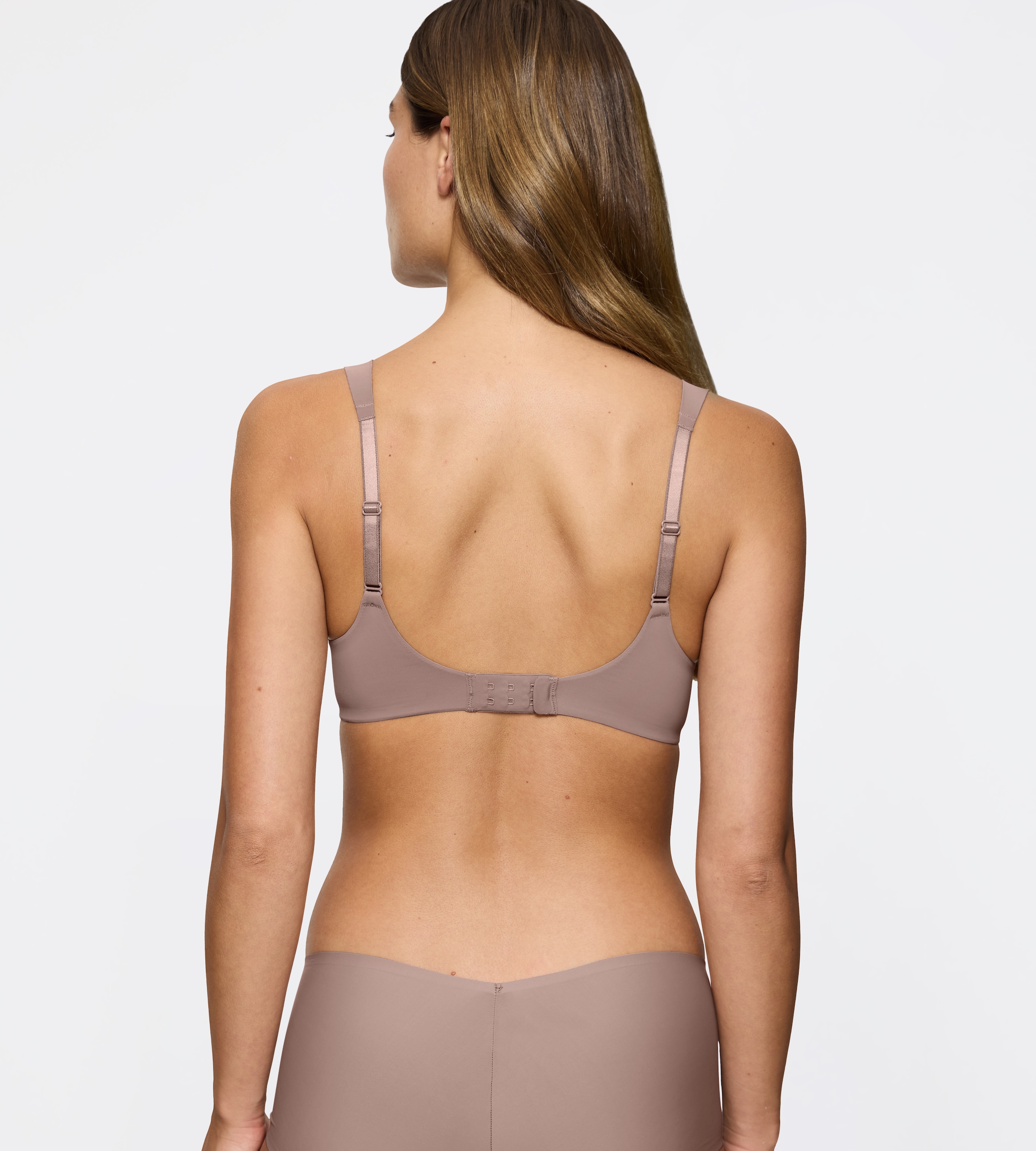 Triumph Soutien-gorge à armatures »Body Make-Up Illusion« mit tiefem Dekolleté, gepolsterte Cups, Komfort-Bügel, Microfaser