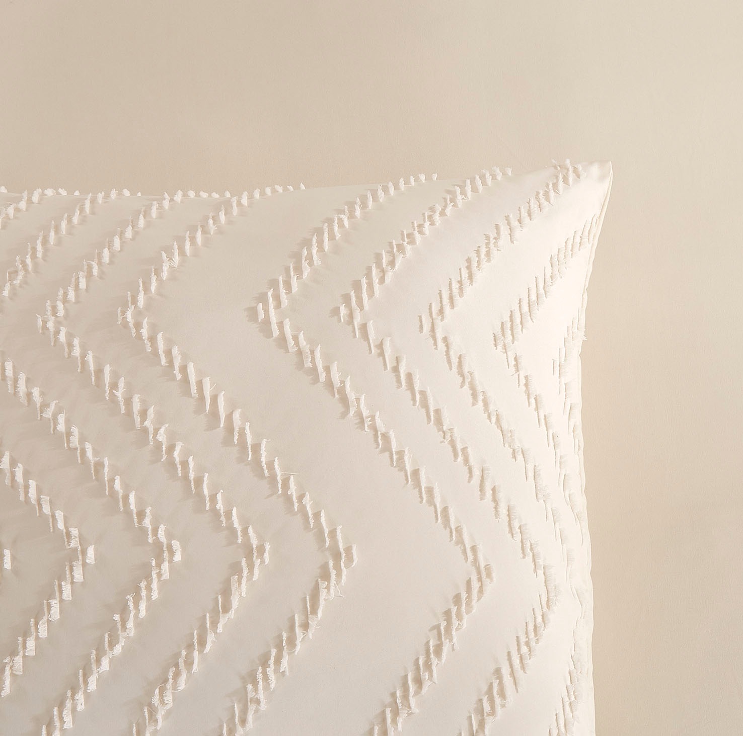 PURE luxury collection Bettwäsche »Zigzag«, Mikrofaser, 135x200, 2 Teilig, Pflegeleicht, Reissverschluss, Luxe, Uni