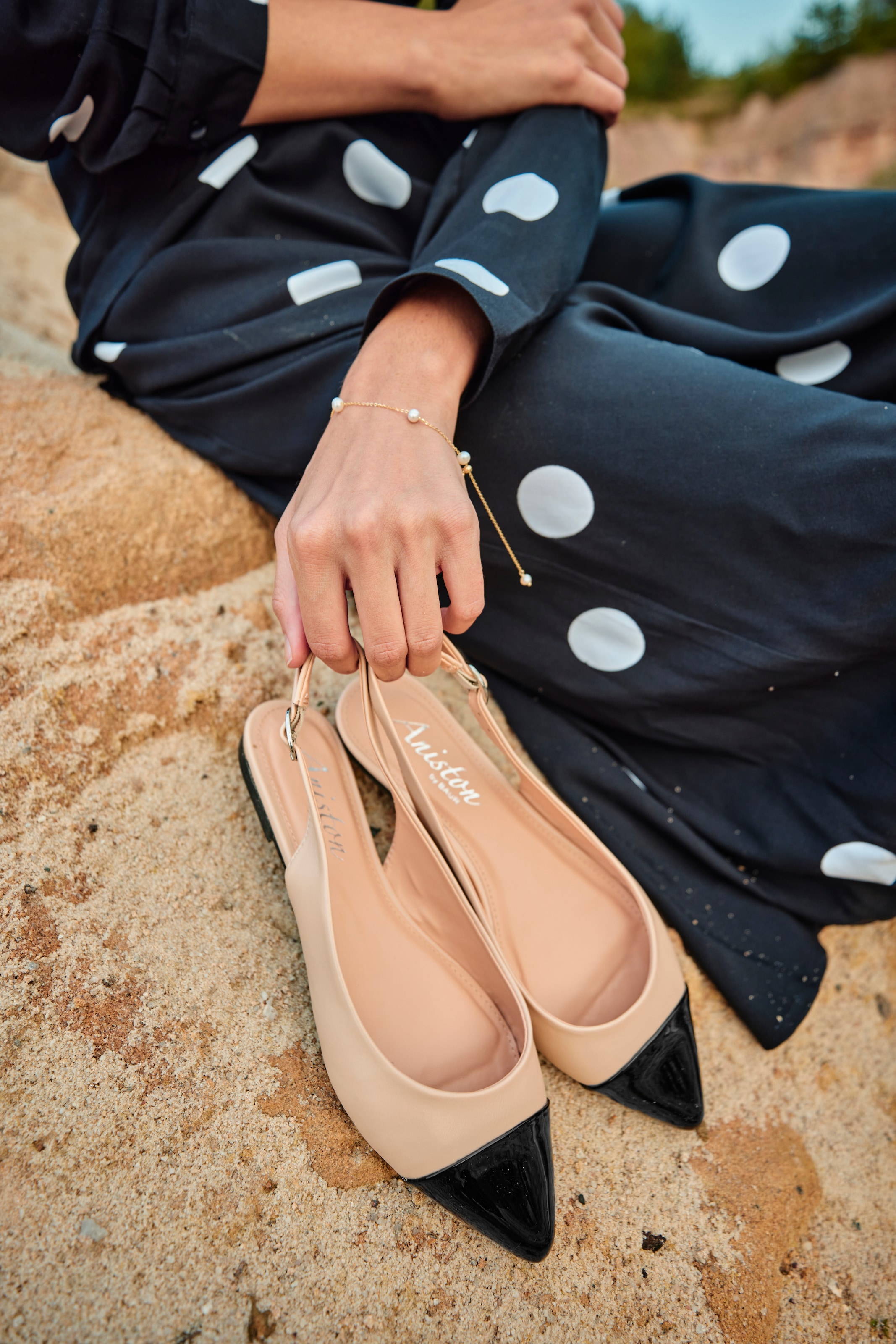 Aniston SHOES Slingpumps, Flat, Sommerschuh, Lackspitze - in schmaler Form