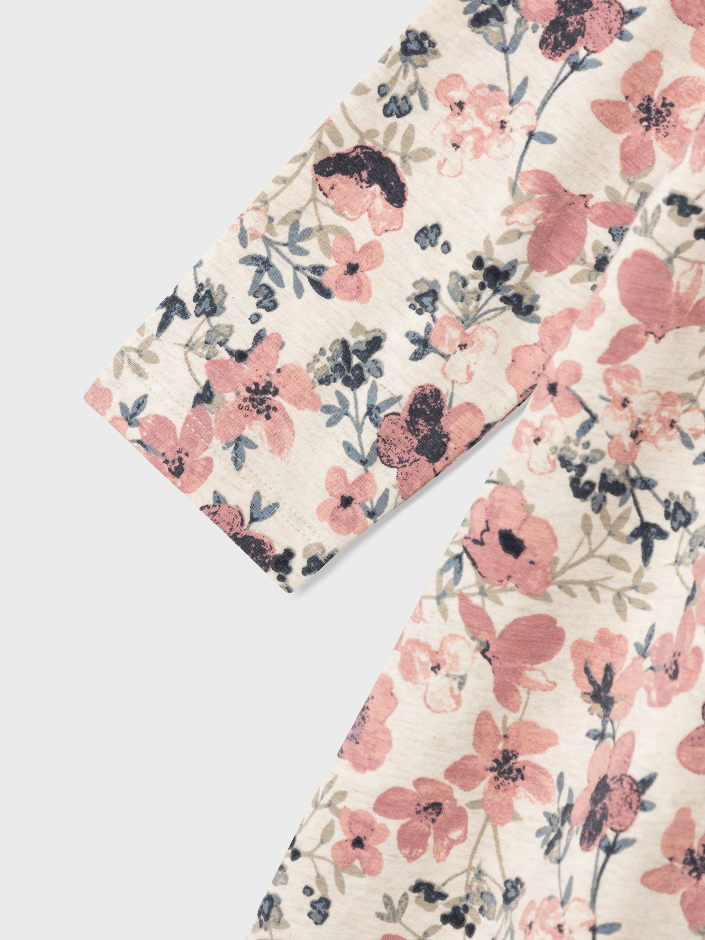 Name It Nachthemd »NKFNIGHTGOWN LS NOSTALGIA FLOWER NOOS« aus Baumwollmischung, Relaxed Fit, elastisches Jersey-Material