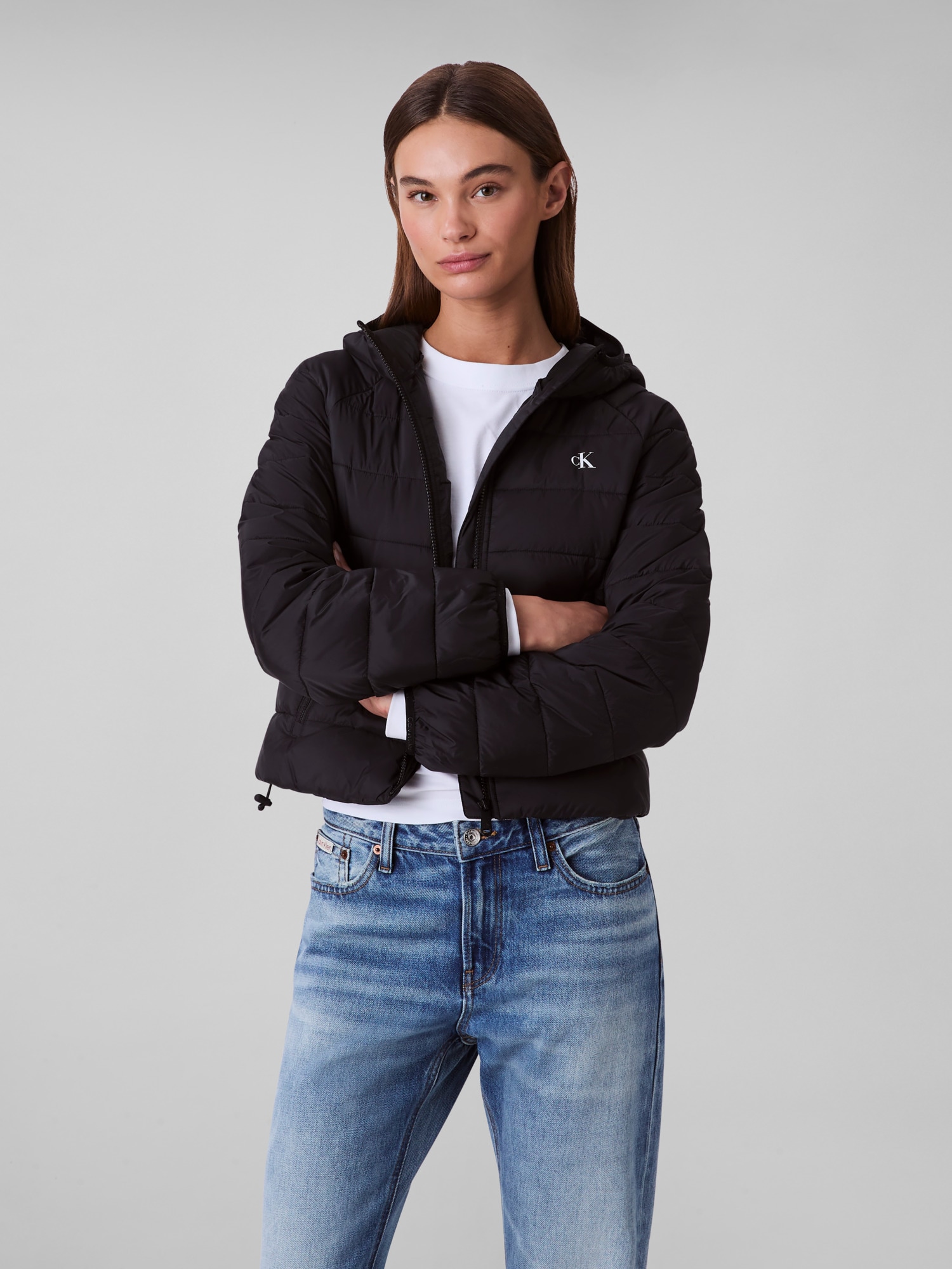 Calvin Klein Jeans Veste matelassée »LGHTWGHT QLTD JCKT P« mit Kapuze Mit Rundhalsausschnitt