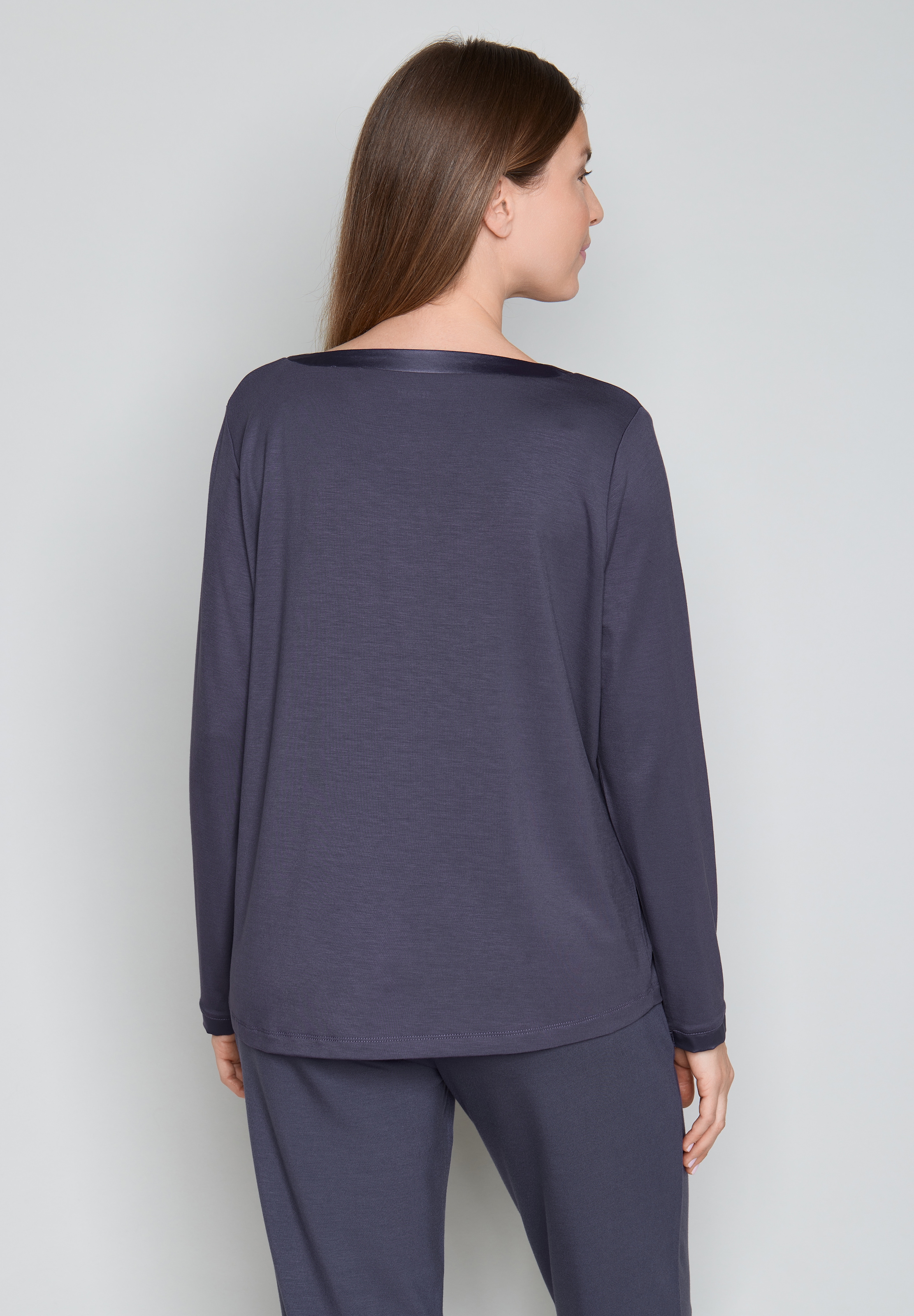 JOOP! Pyjamaoberteil bequeme Passform, mit Langarm, kragenlos, für Homewear und Sleepwear