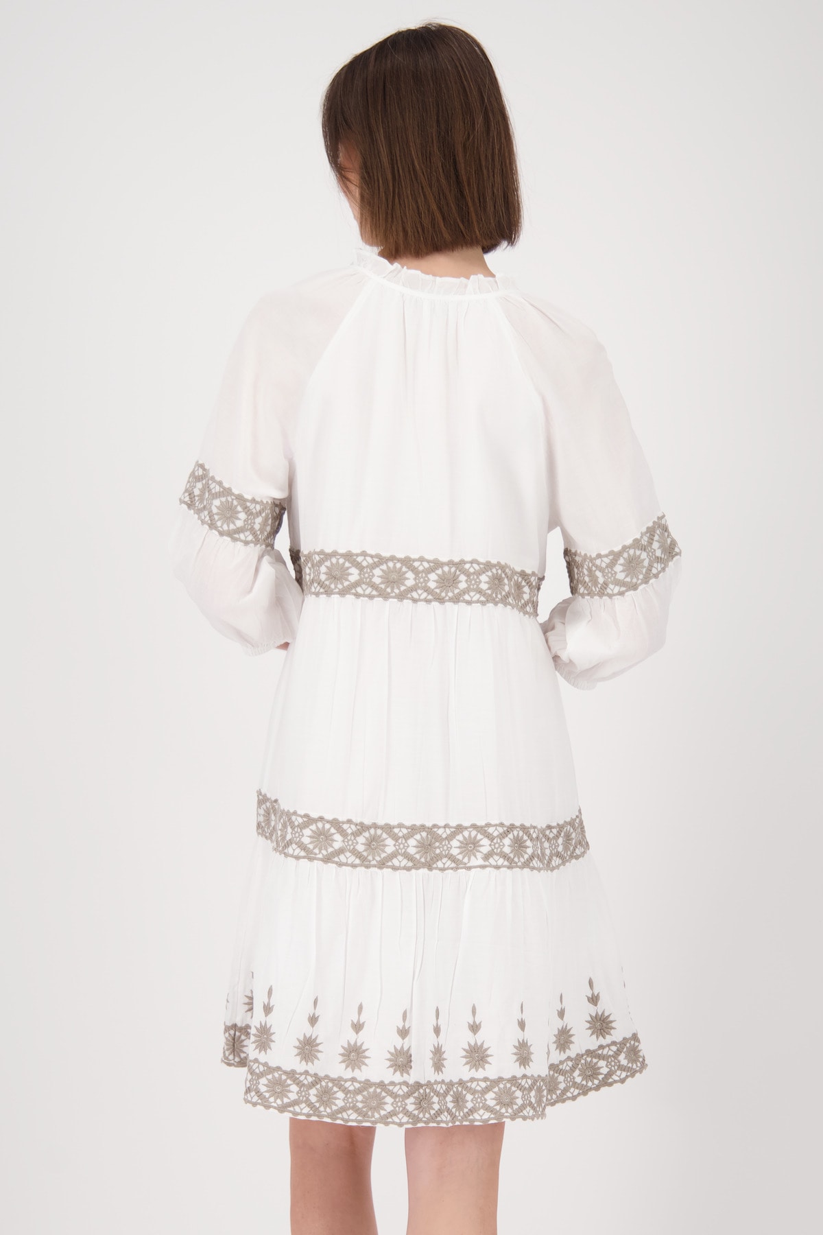 Monari Midikleid »Kleid Stickerei«, Mit Rundhalsausschnitt